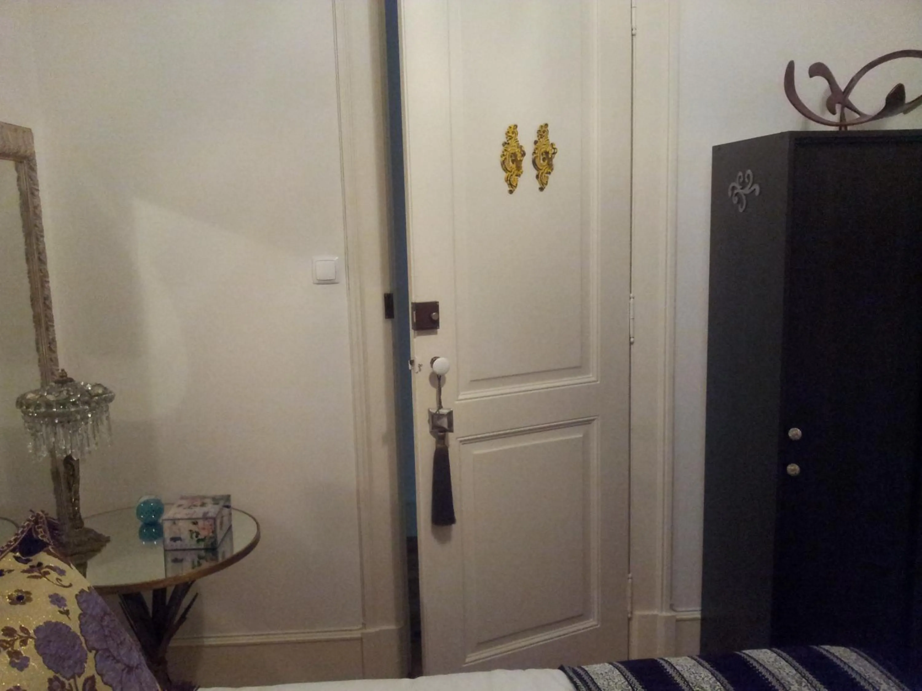 Decorative detail, Bed in Whatever Art B&B