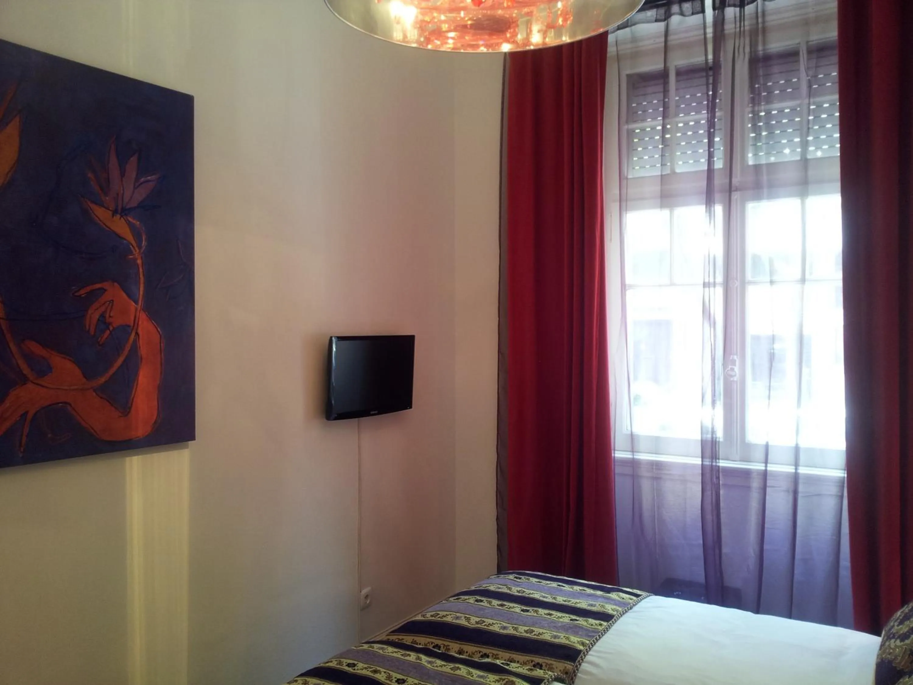 Bedroom, Bed in Whatever Art B&B