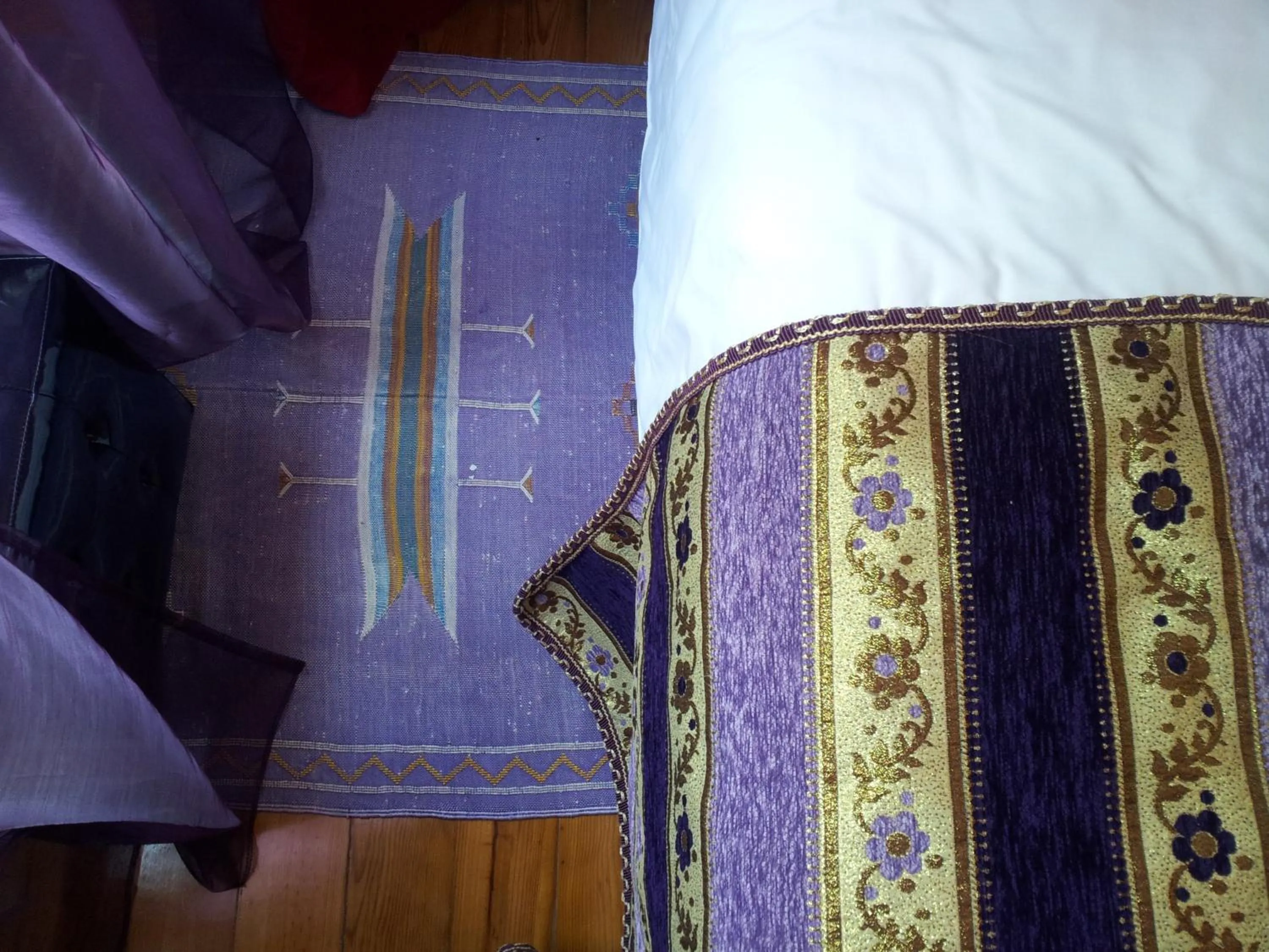 Bedroom, Bed in Whatever Art B&B