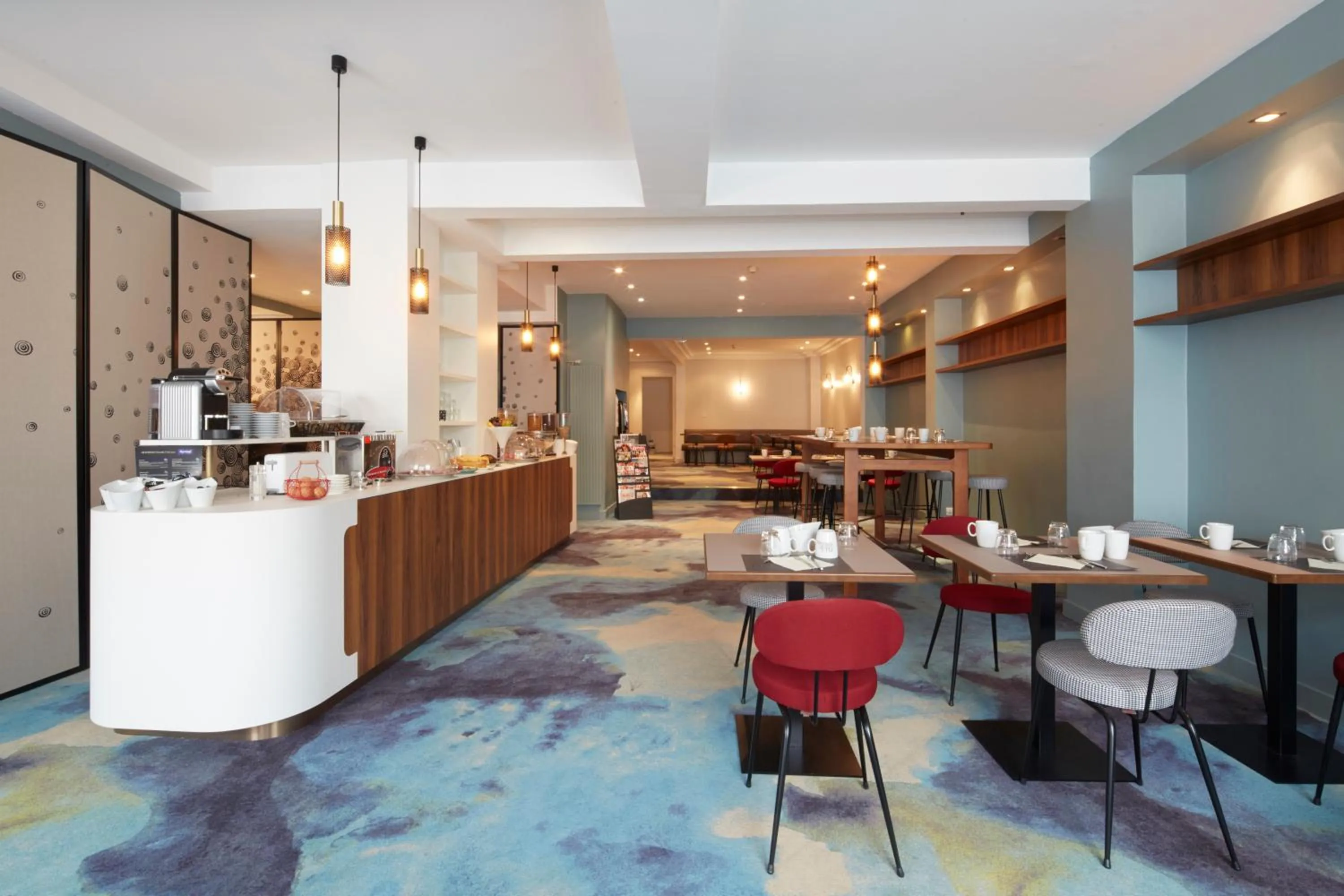 Restaurant/Places to Eat in Hotel Kyriad and Spa Reims centre