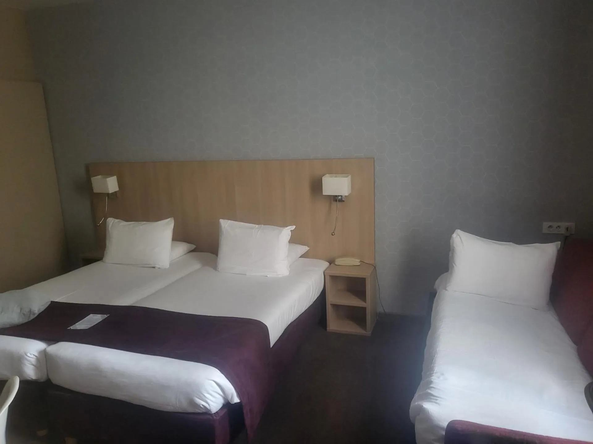 Family, Bed in Hotel Kyriad and Spa Reims centre