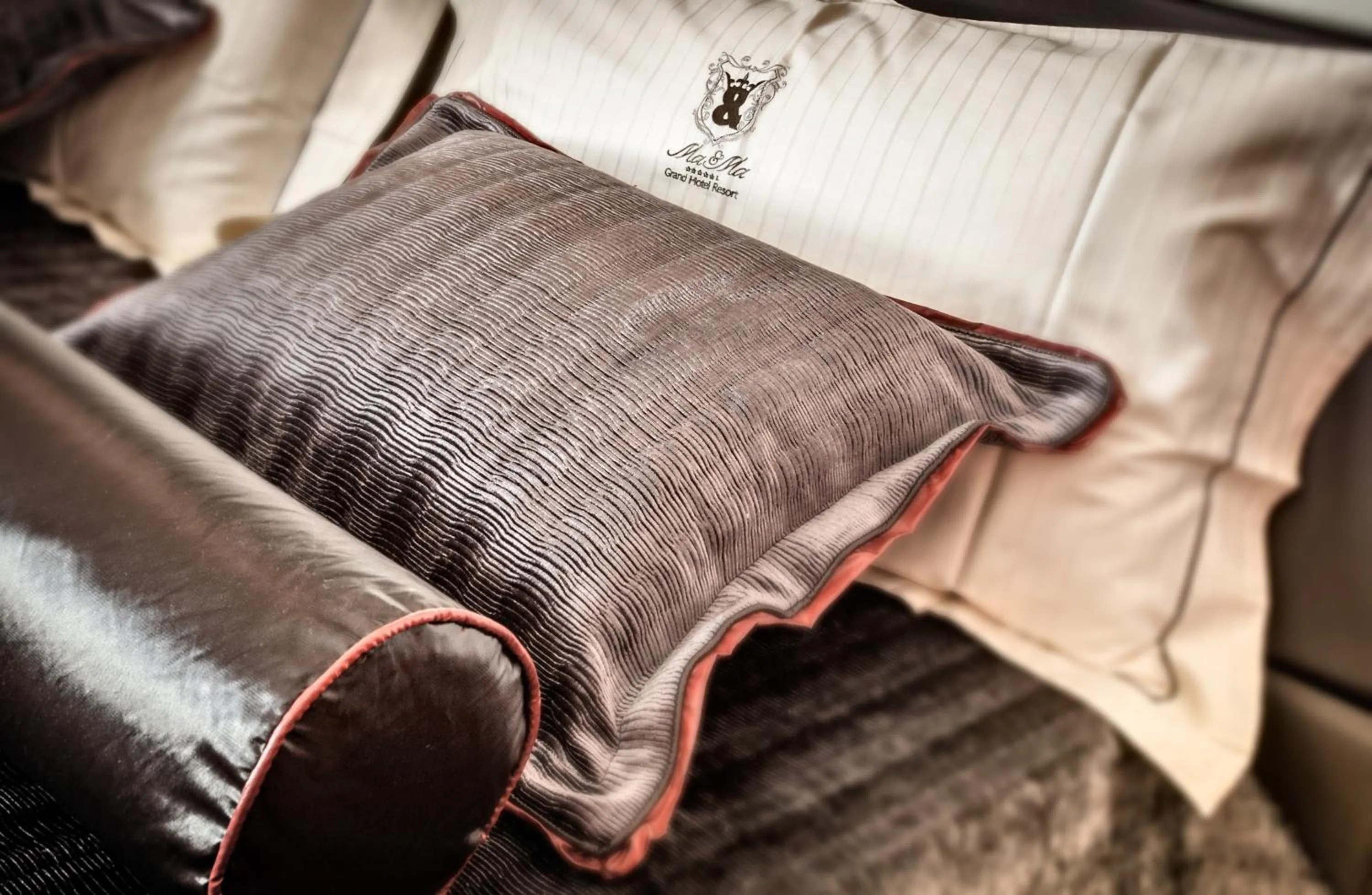 Decorative detail, Bed in Grand Hotel Resort&SPA Ma&Ma - Adults Only