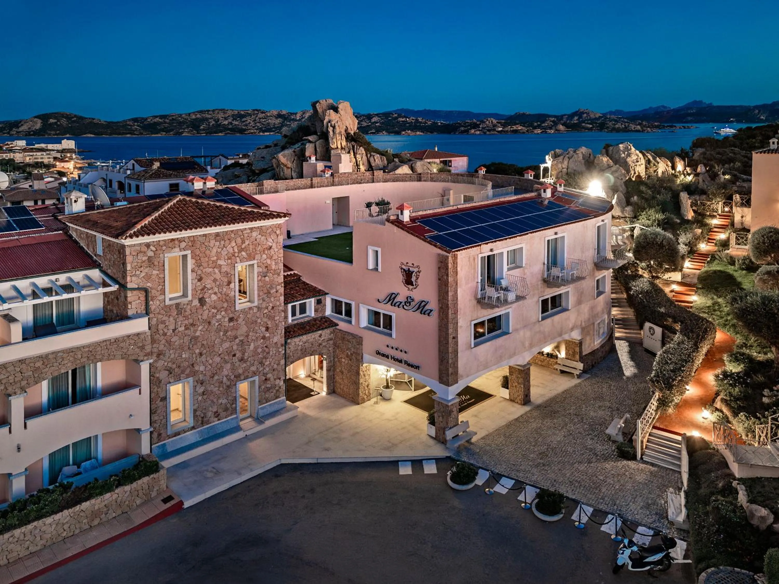 Facade/entrance in Grand Hotel Resort&SPA Ma&Ma - Adults Only