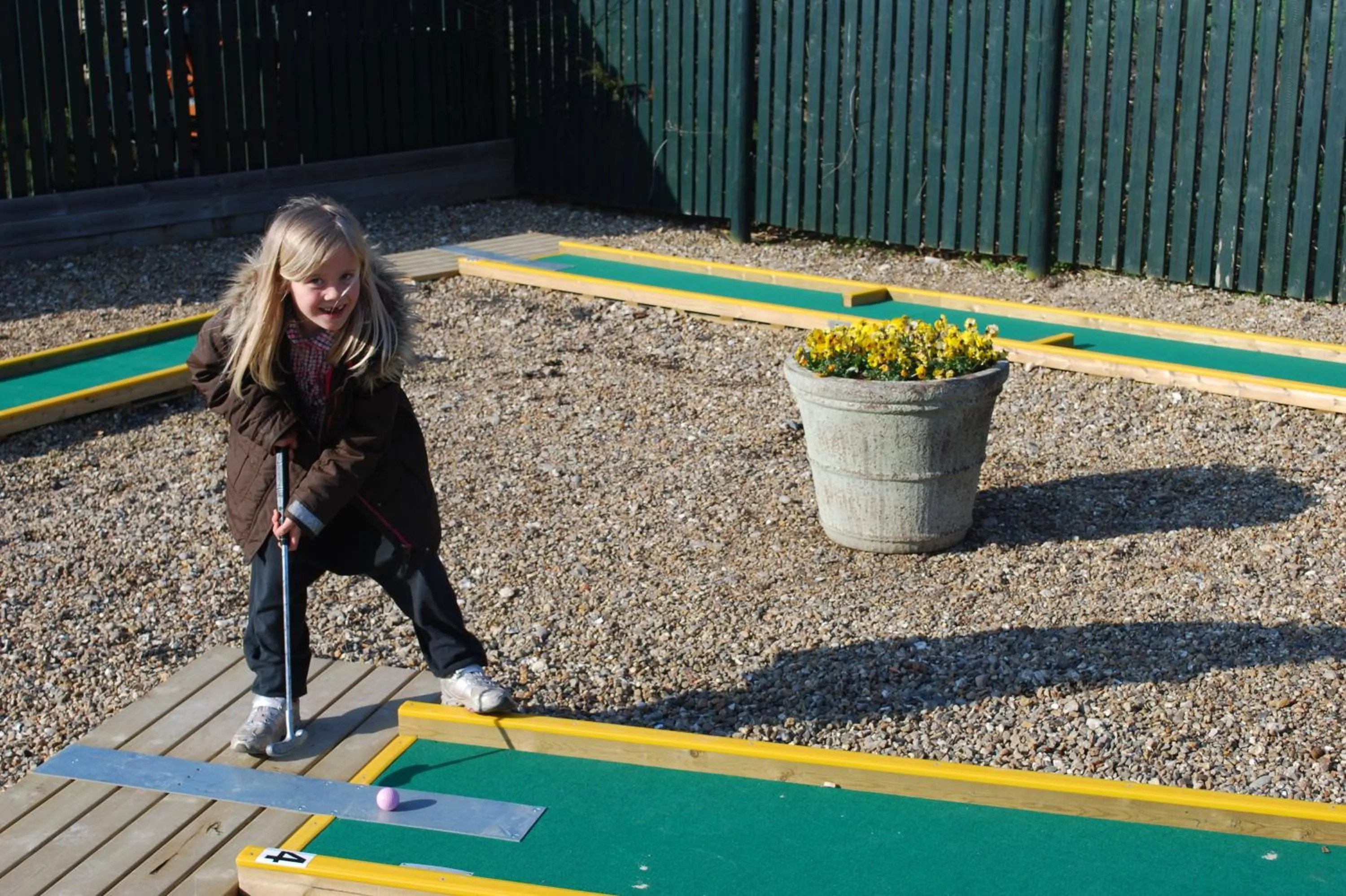Minigolf in Adventure Park Apartments