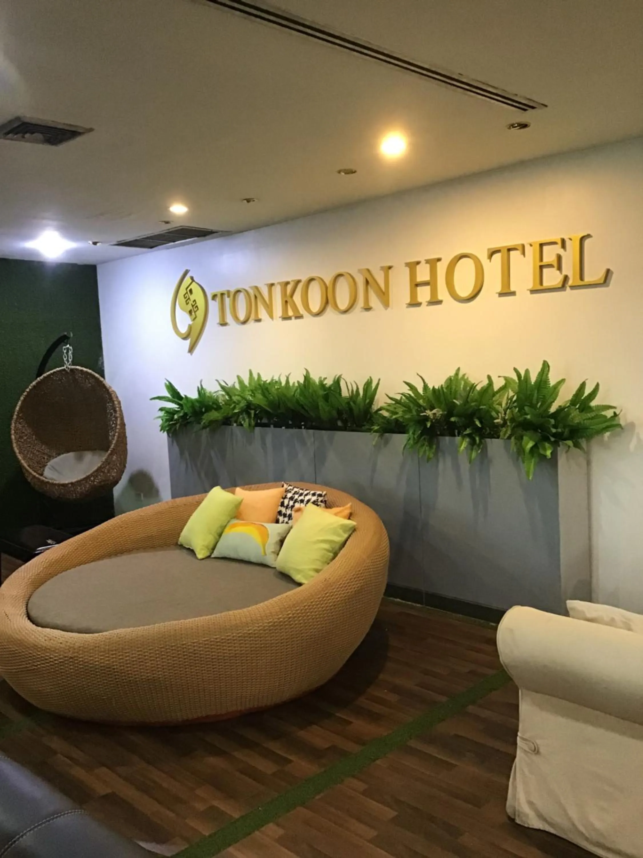 Tonkoon Hotel