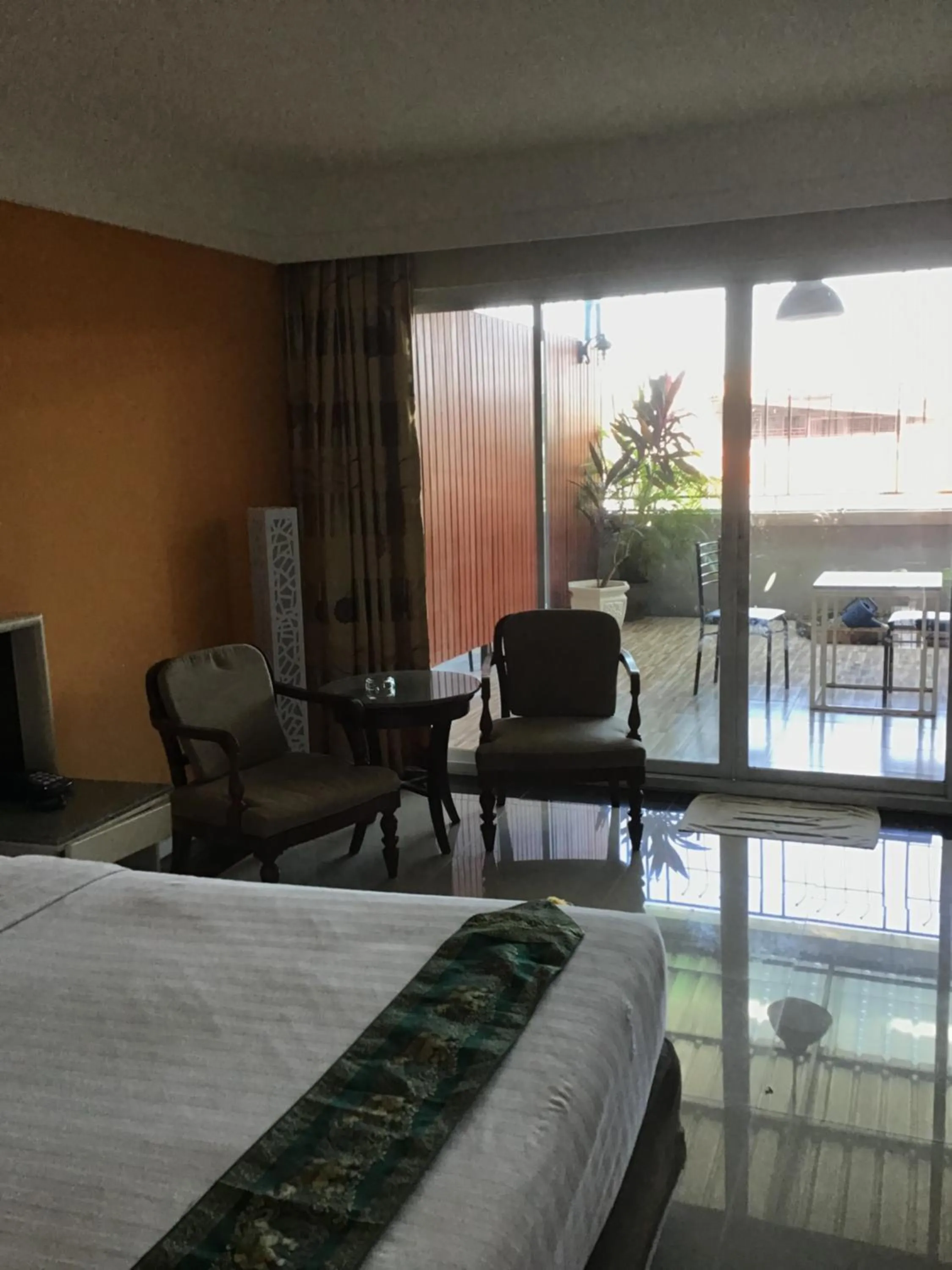 Bed in Tonkoon Hotel