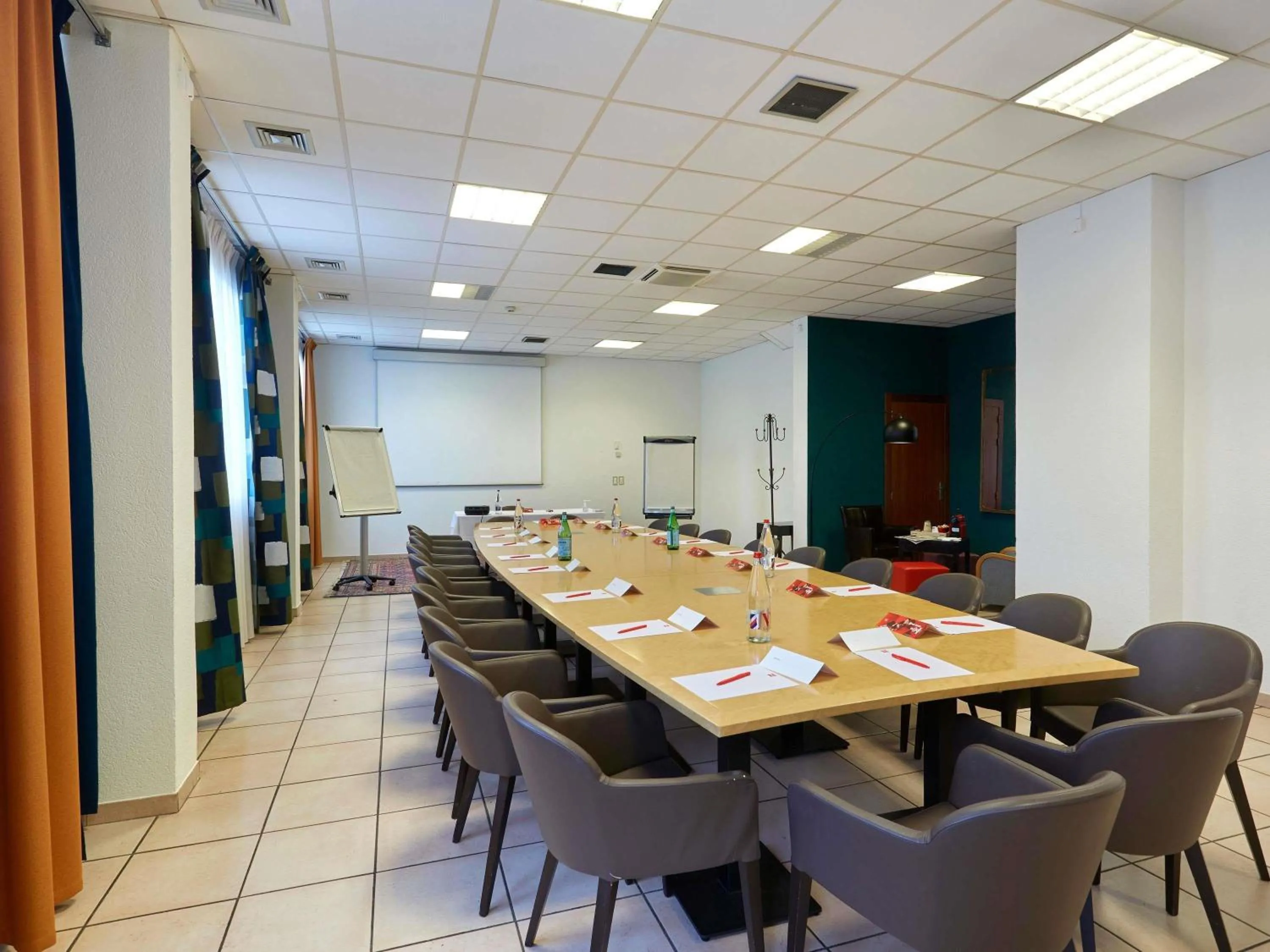 Property building in ibis Annemasse-Genève