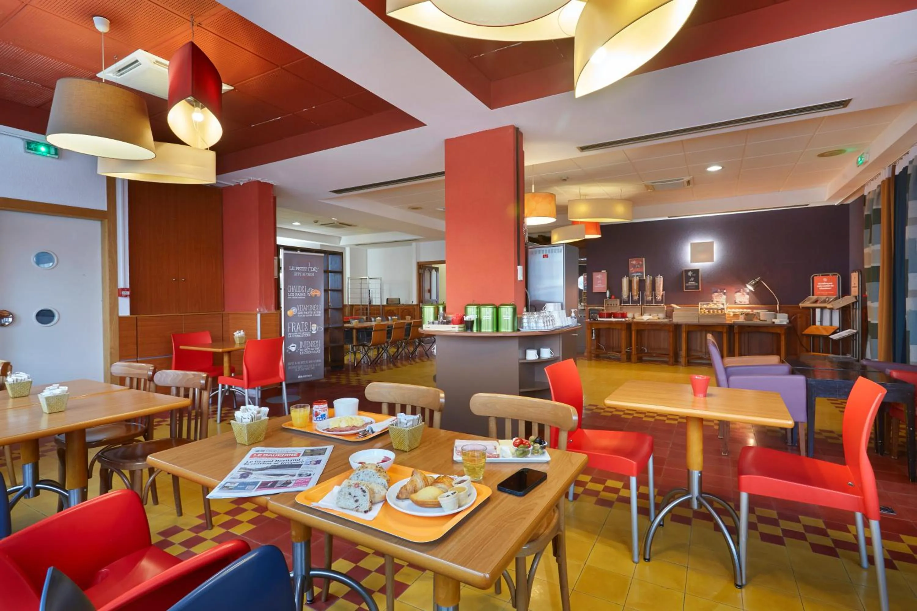 Lounge or bar in ibis Annemasse-Genève