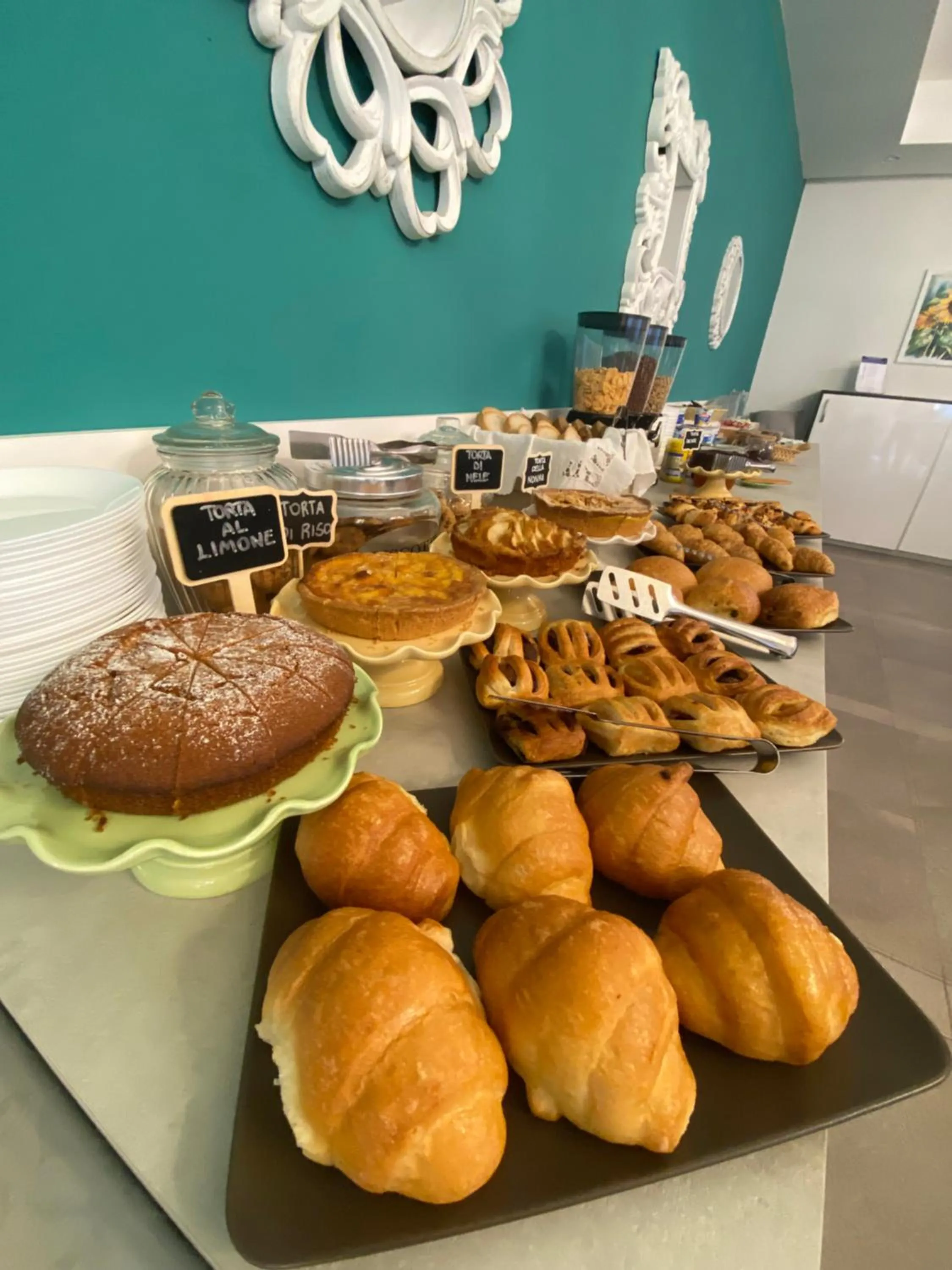 Food and drinks in Hotel Smart Cervia B&B