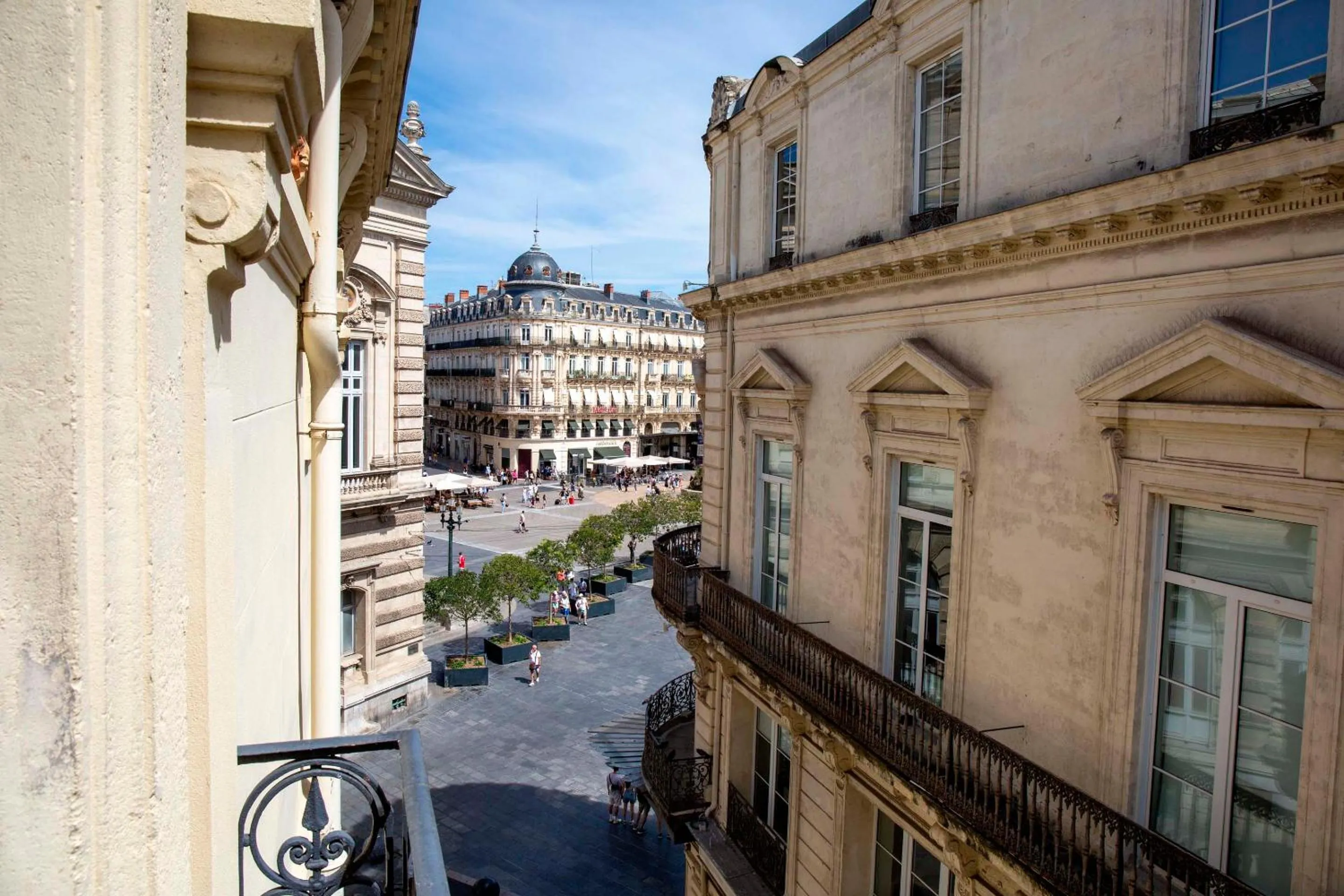 View (from property/room) in Grand Hôtel du Midi Montpellier - Opéra Comédie
