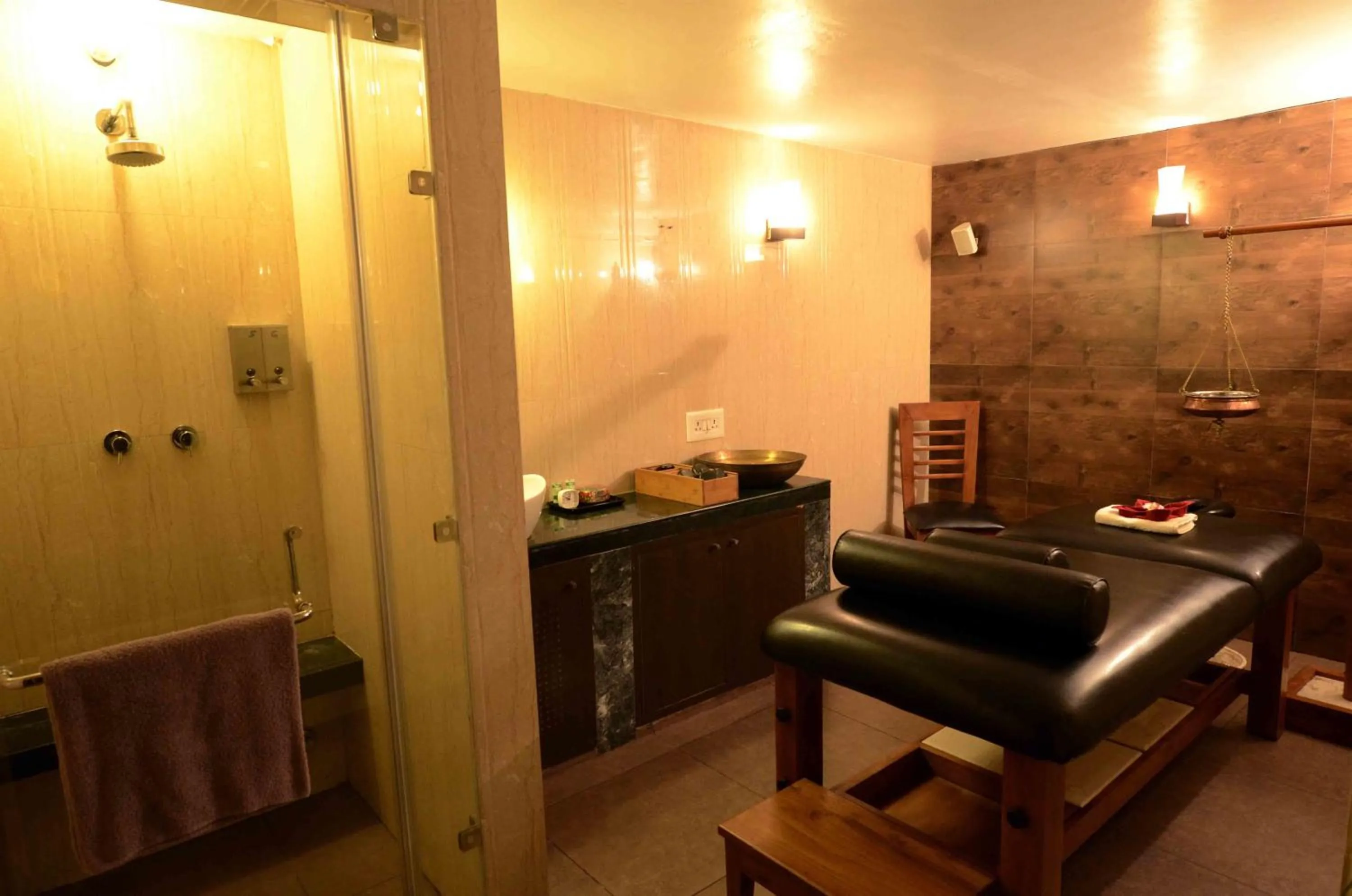 Massage in Asia Spa Resort