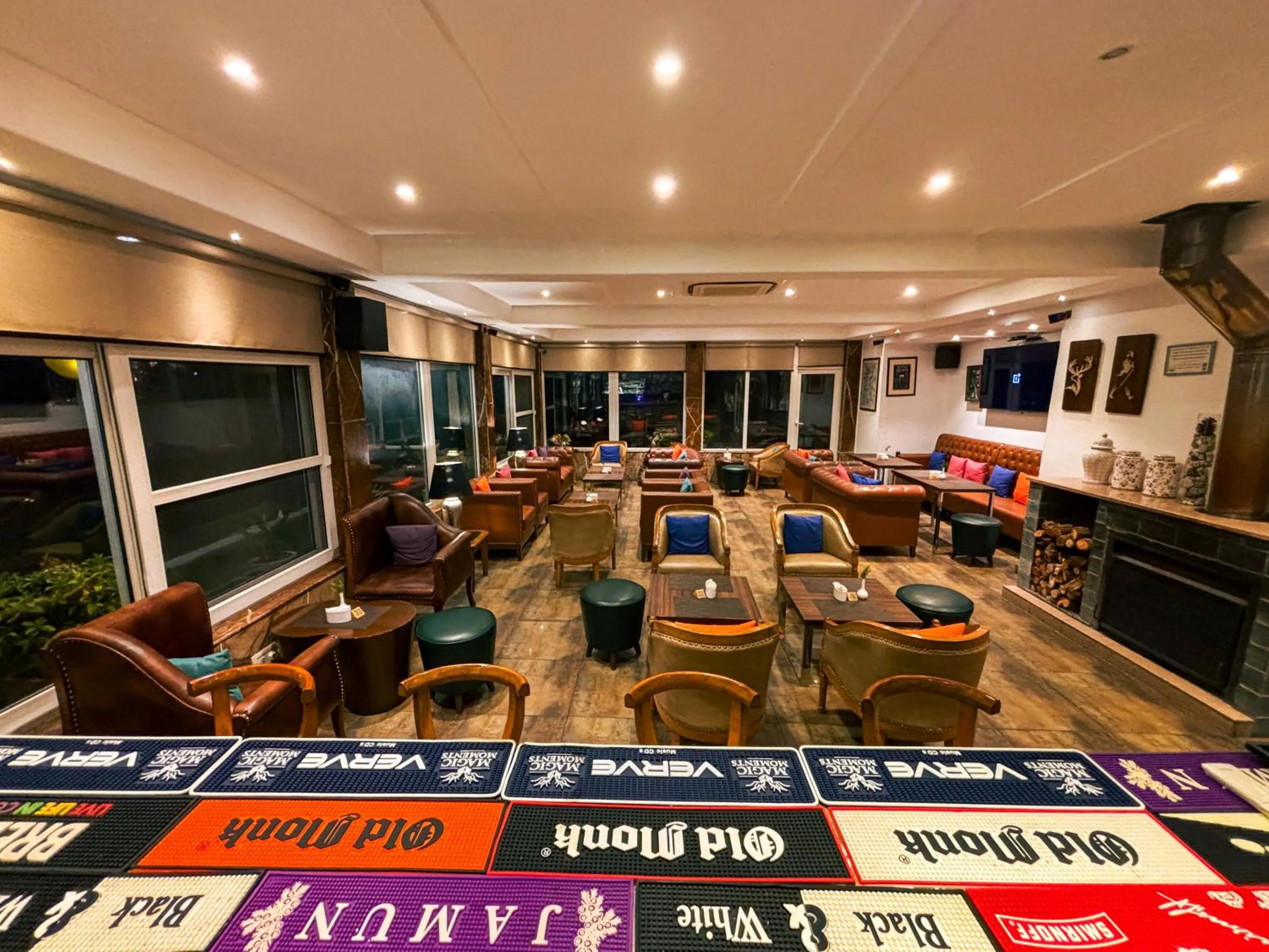 Communal lounge/ TV room in Asia Spa Resort