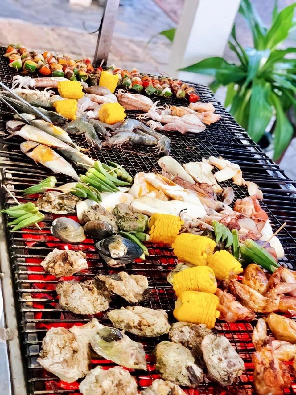 Food in Nataya Round House Coral Bay Resort