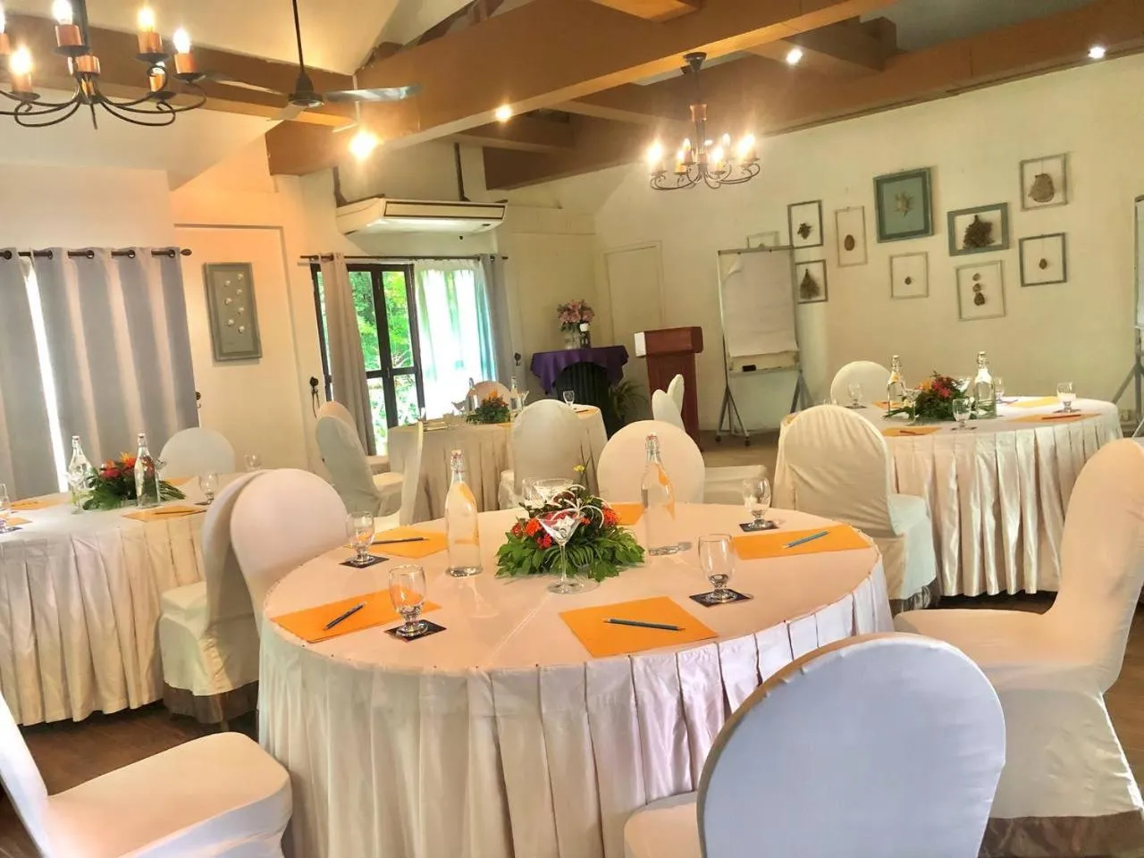 Meeting/conference room in Nataya Round House Coral Bay Resort