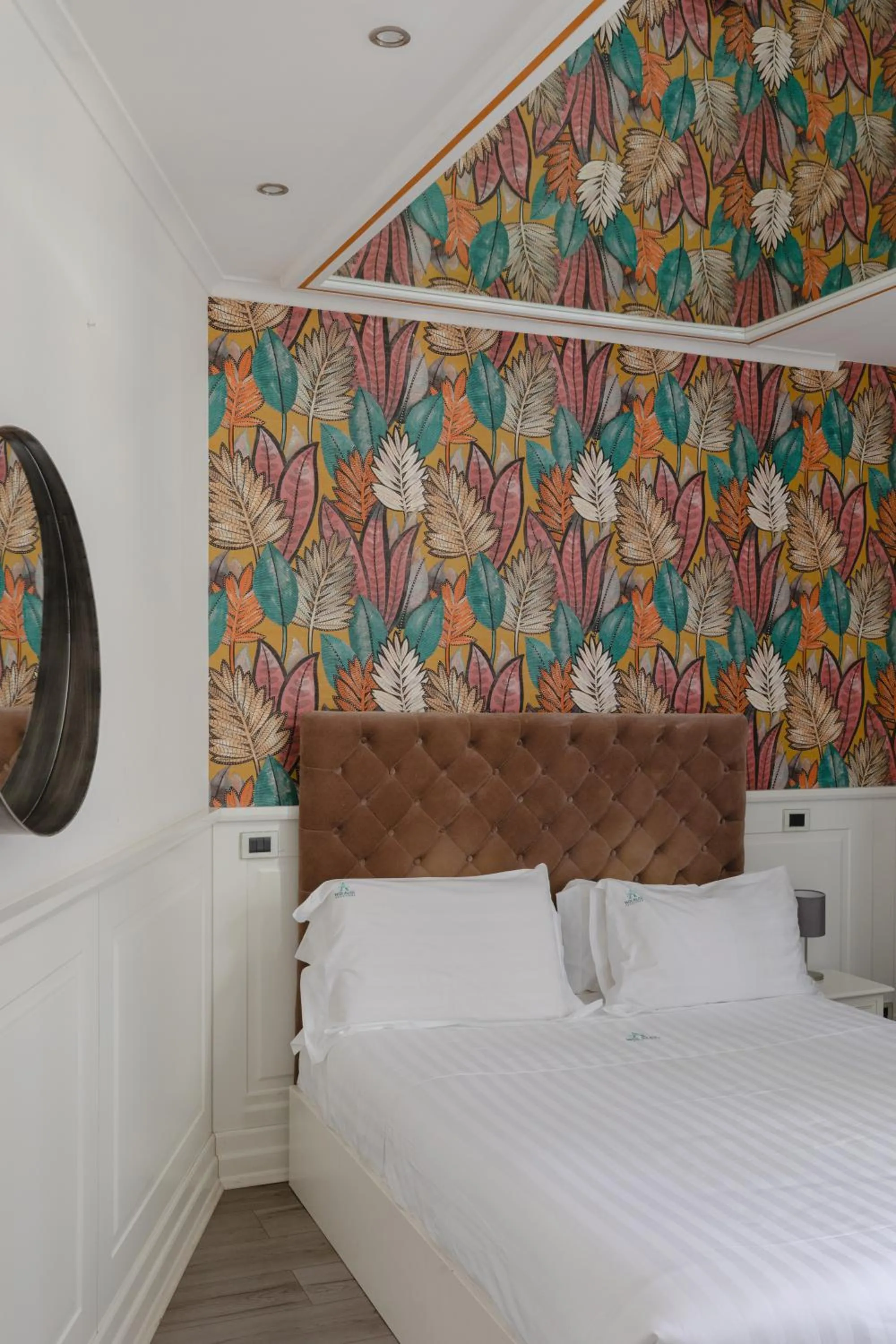 Bed in Relais Roma Centro