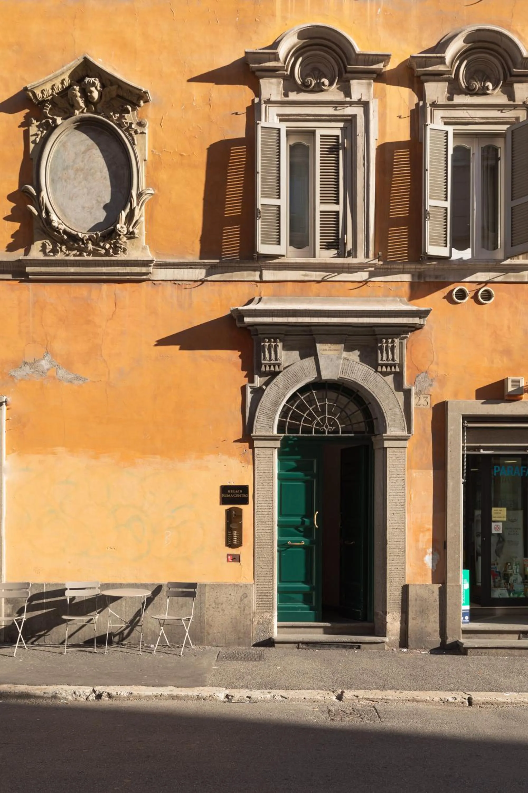 Property building in Relais Roma Centro