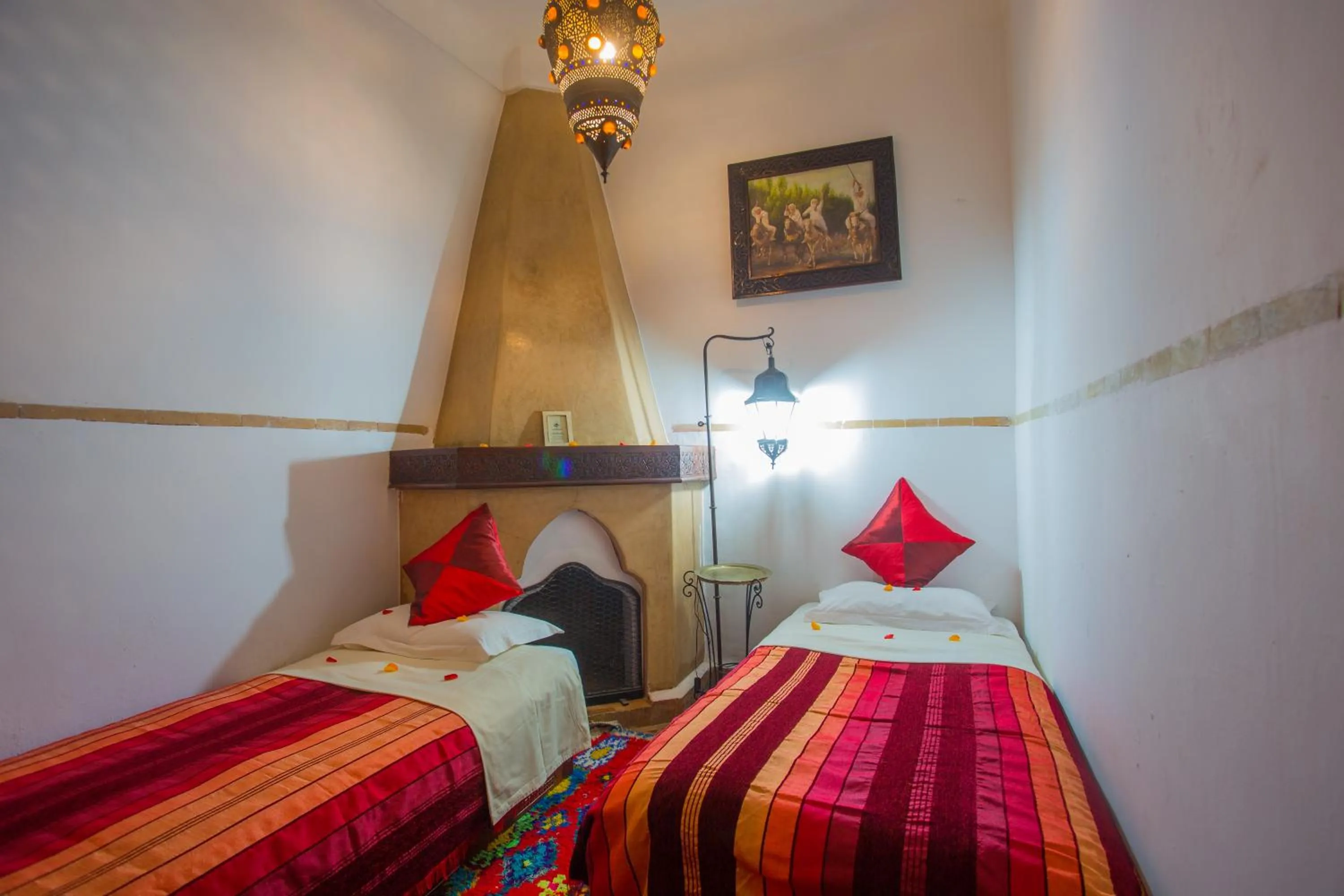Photo of the whole room, Bed in Riad Sable Chaud