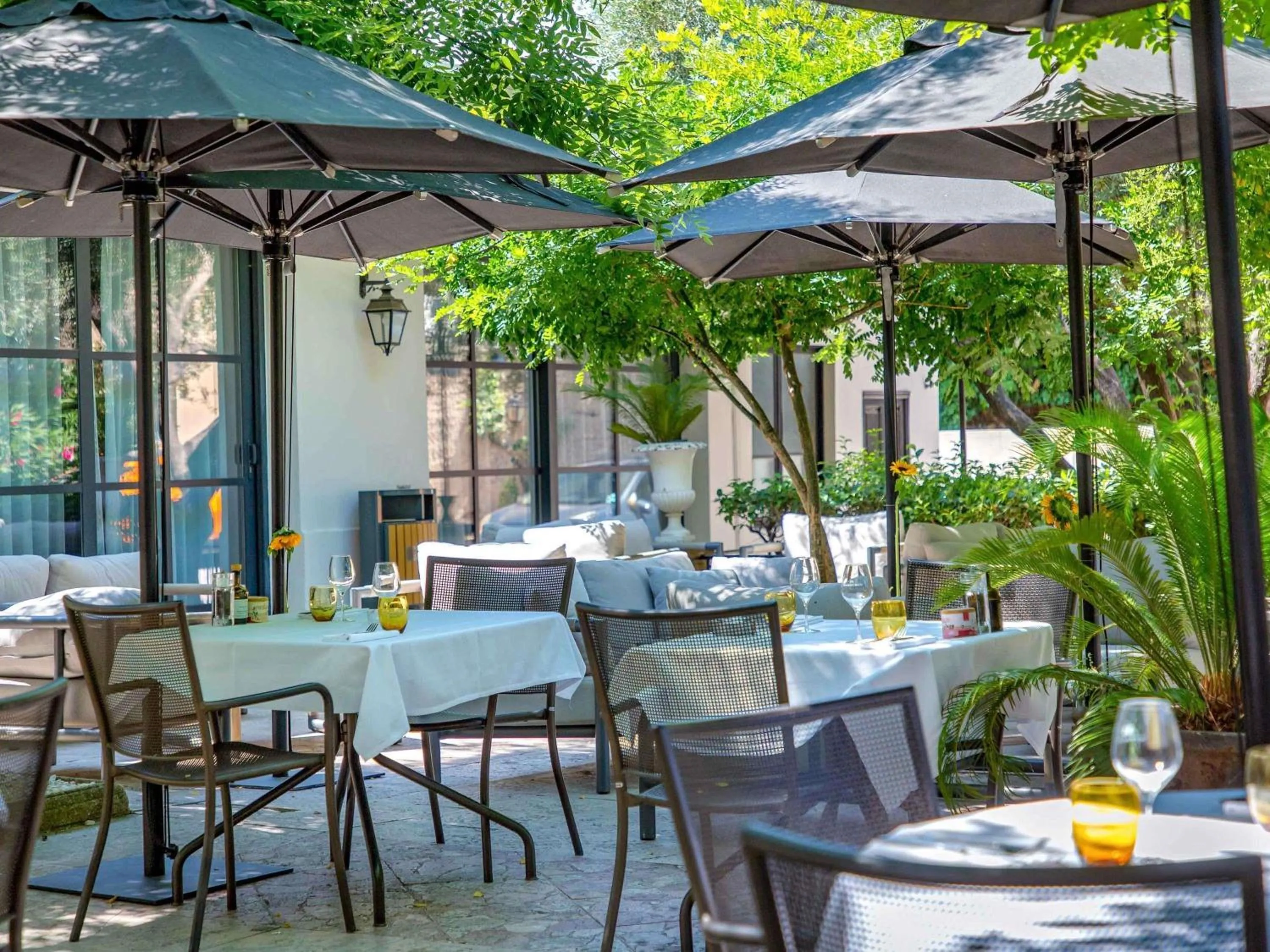 Property building in Mercure Marseille Centre Bompard La Corniche