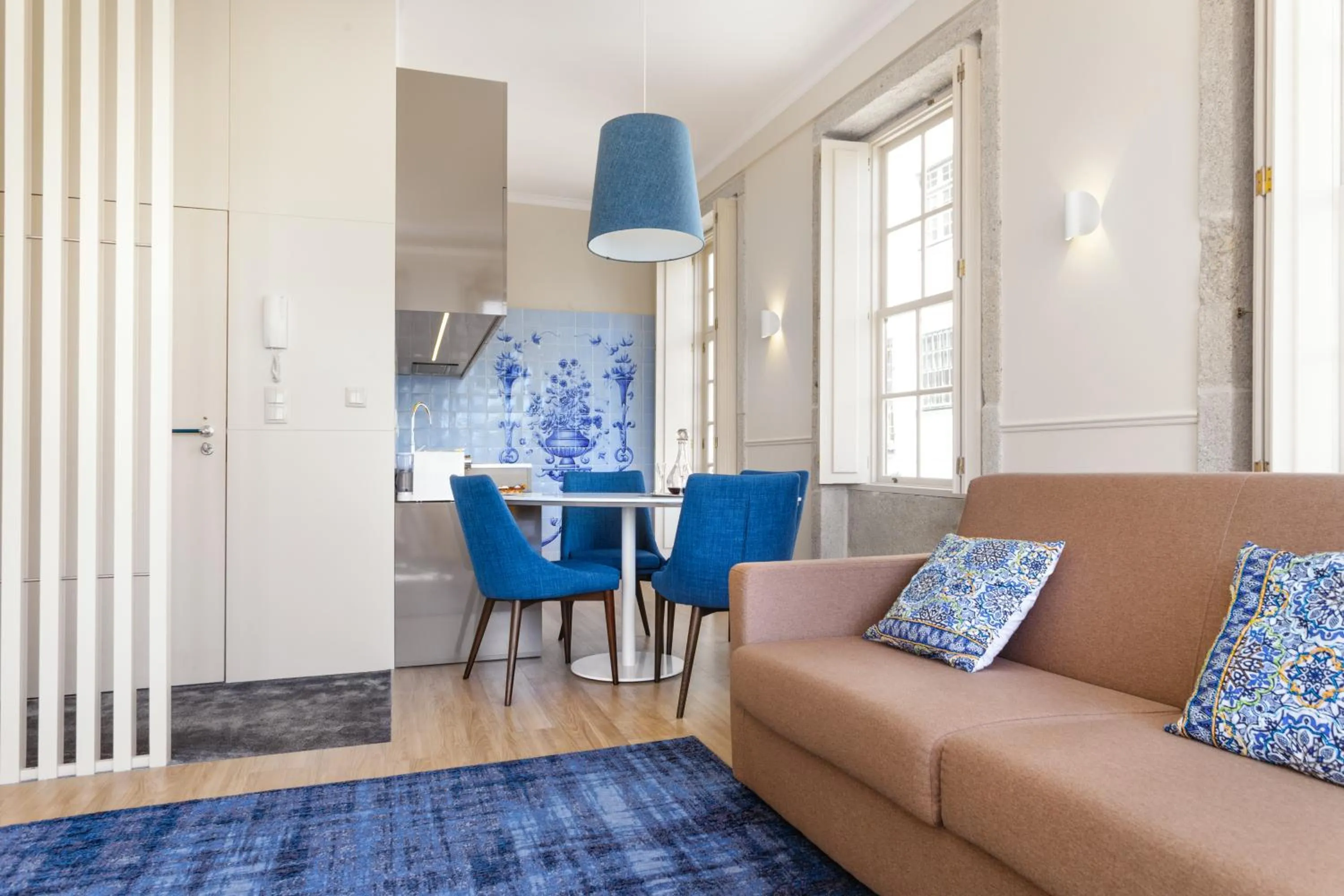 Kitchen or kitchenette in Oporto Home - River Front