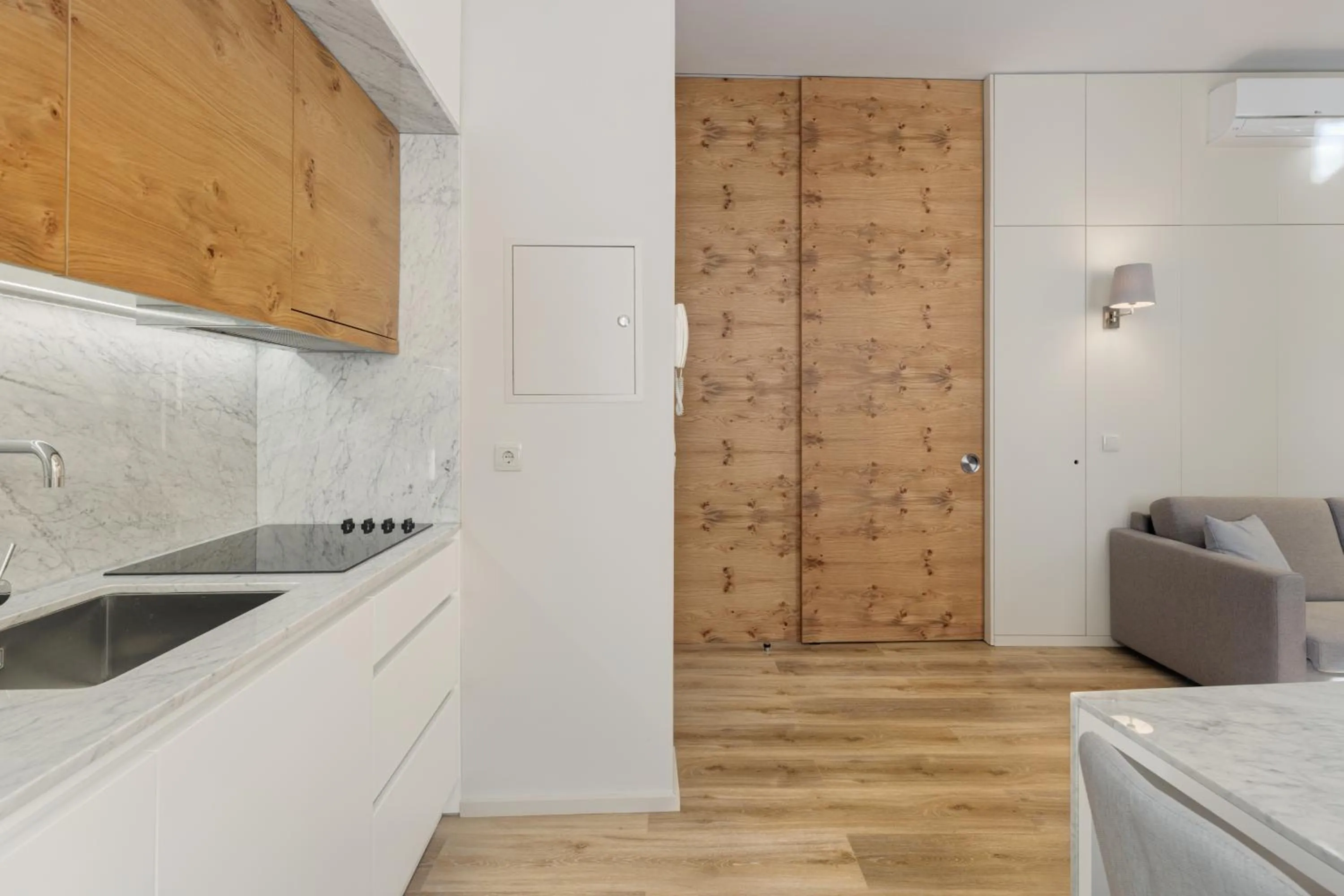 Kitchen or kitchenette in Oporto Home - River Front