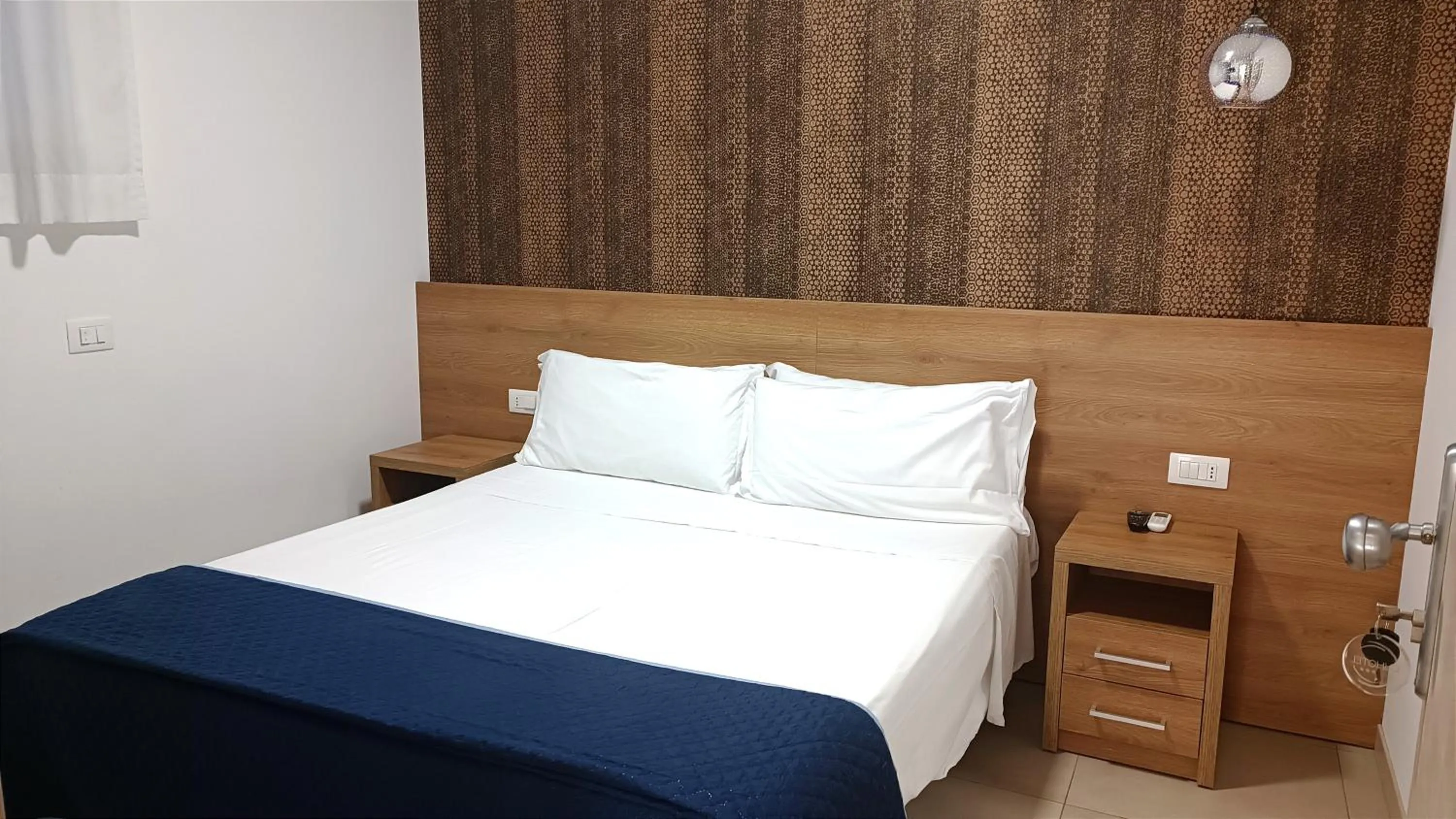 Photo of the whole room, Bed in Gu Hotel