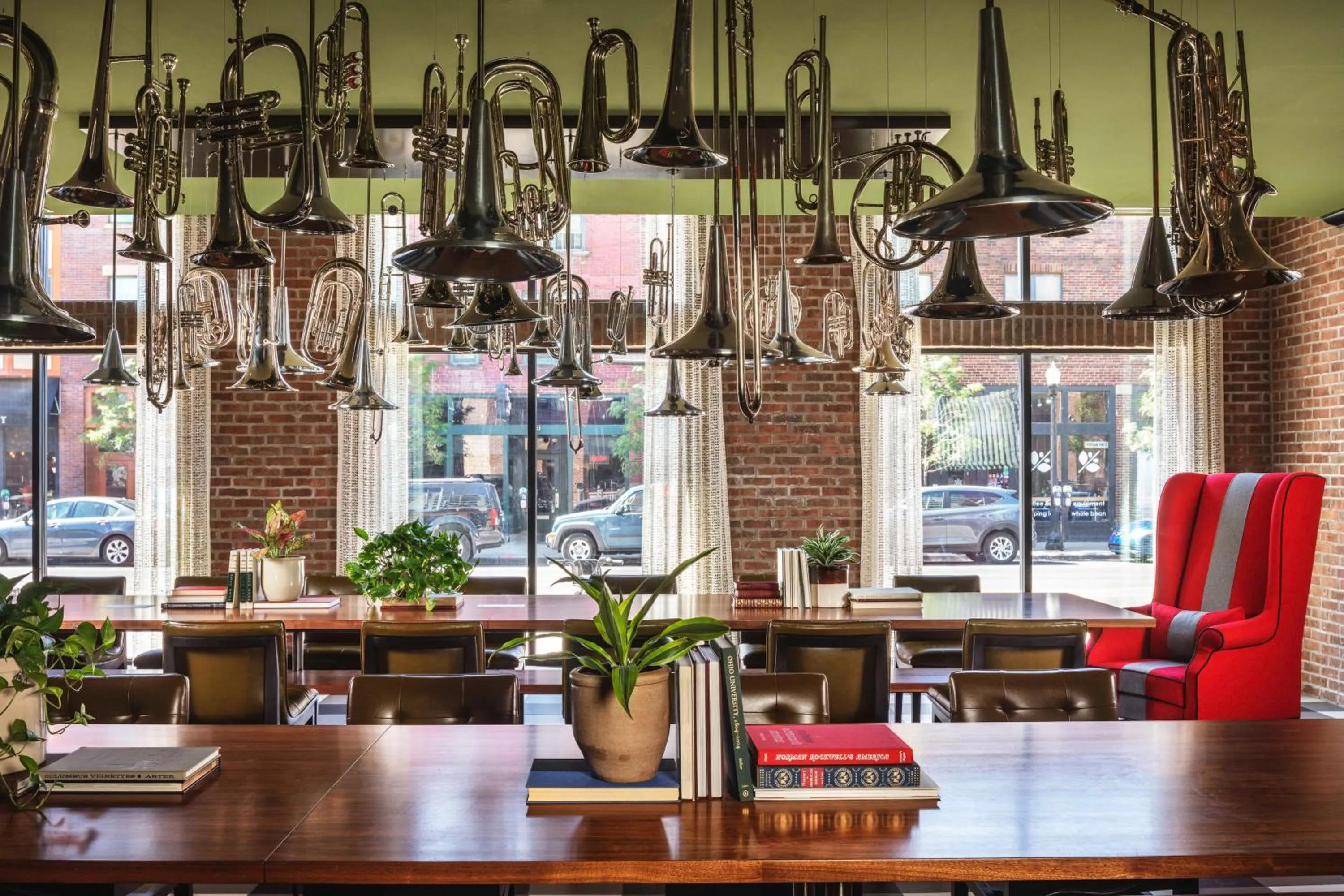 Restaurant/places to eat in Graduate by Hilton Columbus