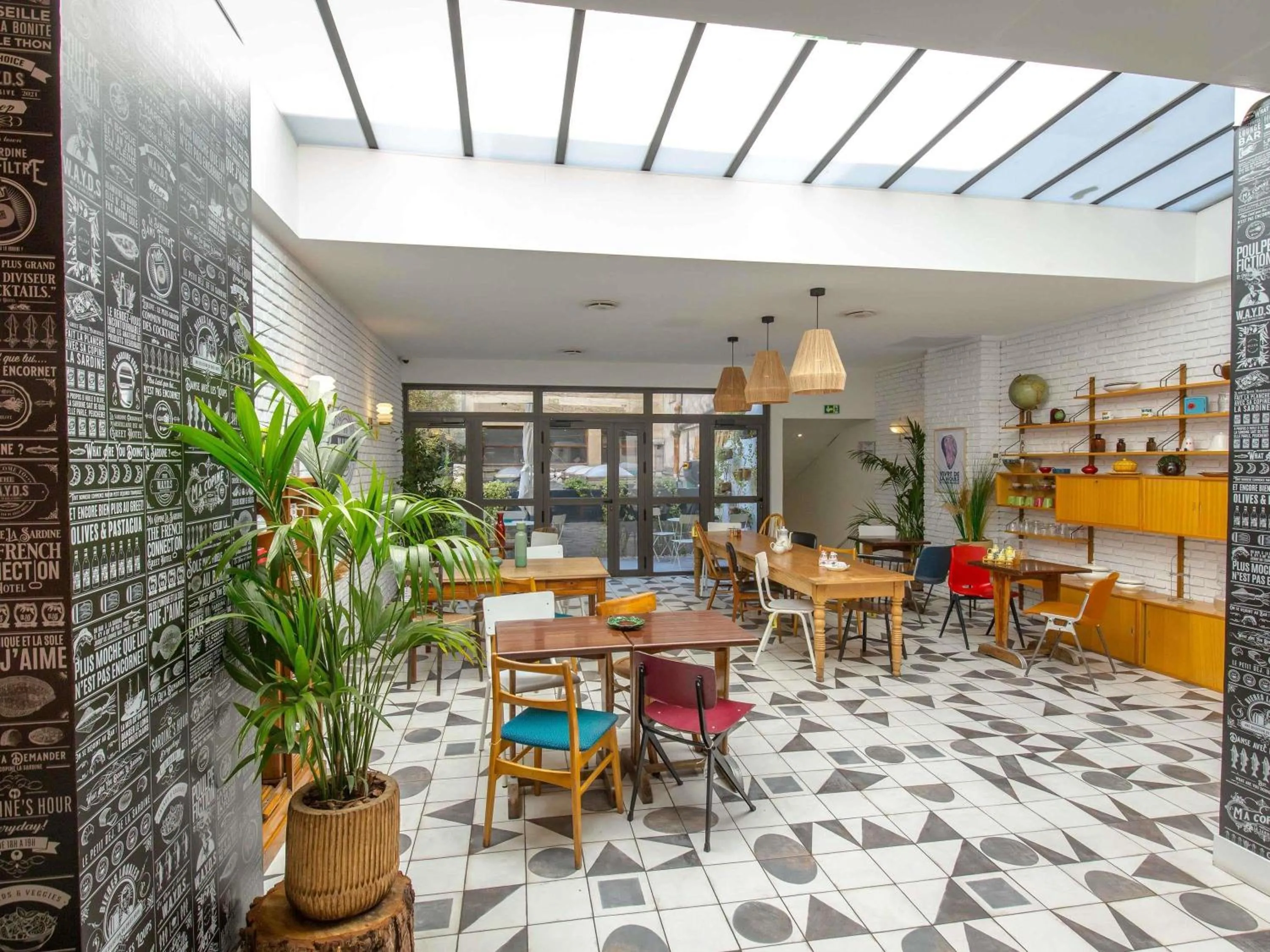 Property building in greet Marseille Centre Saint Charles