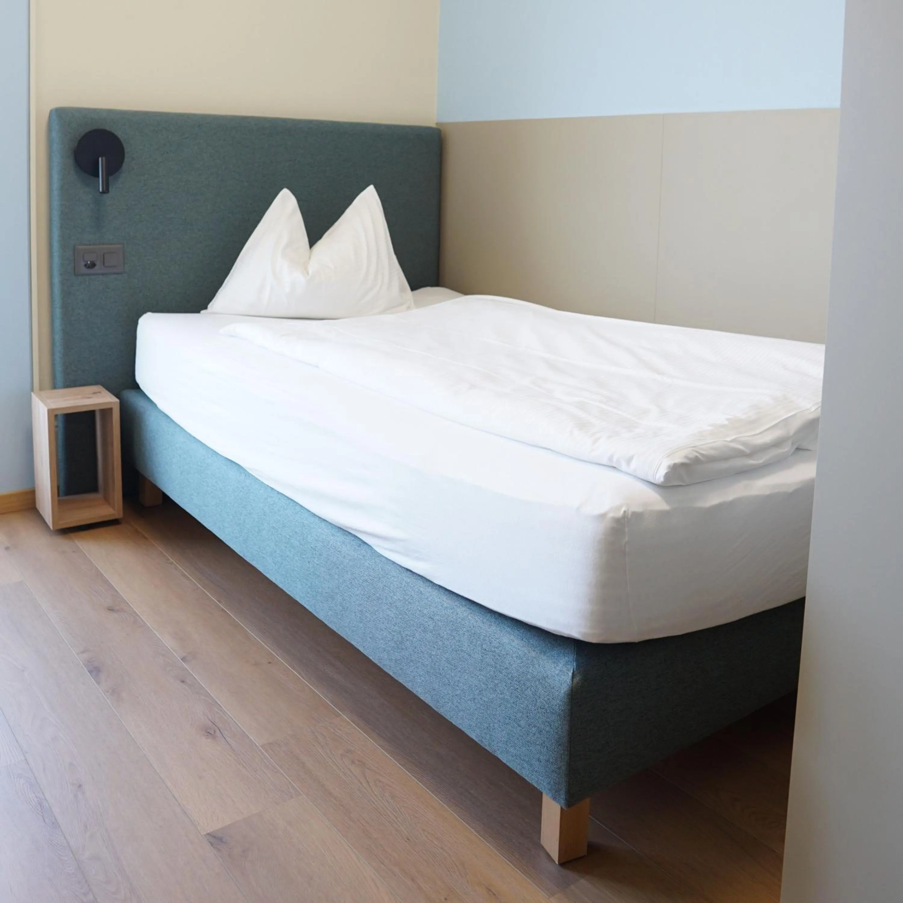 Photo of the whole room, Bed in Seminar-Hotel Rigi am See