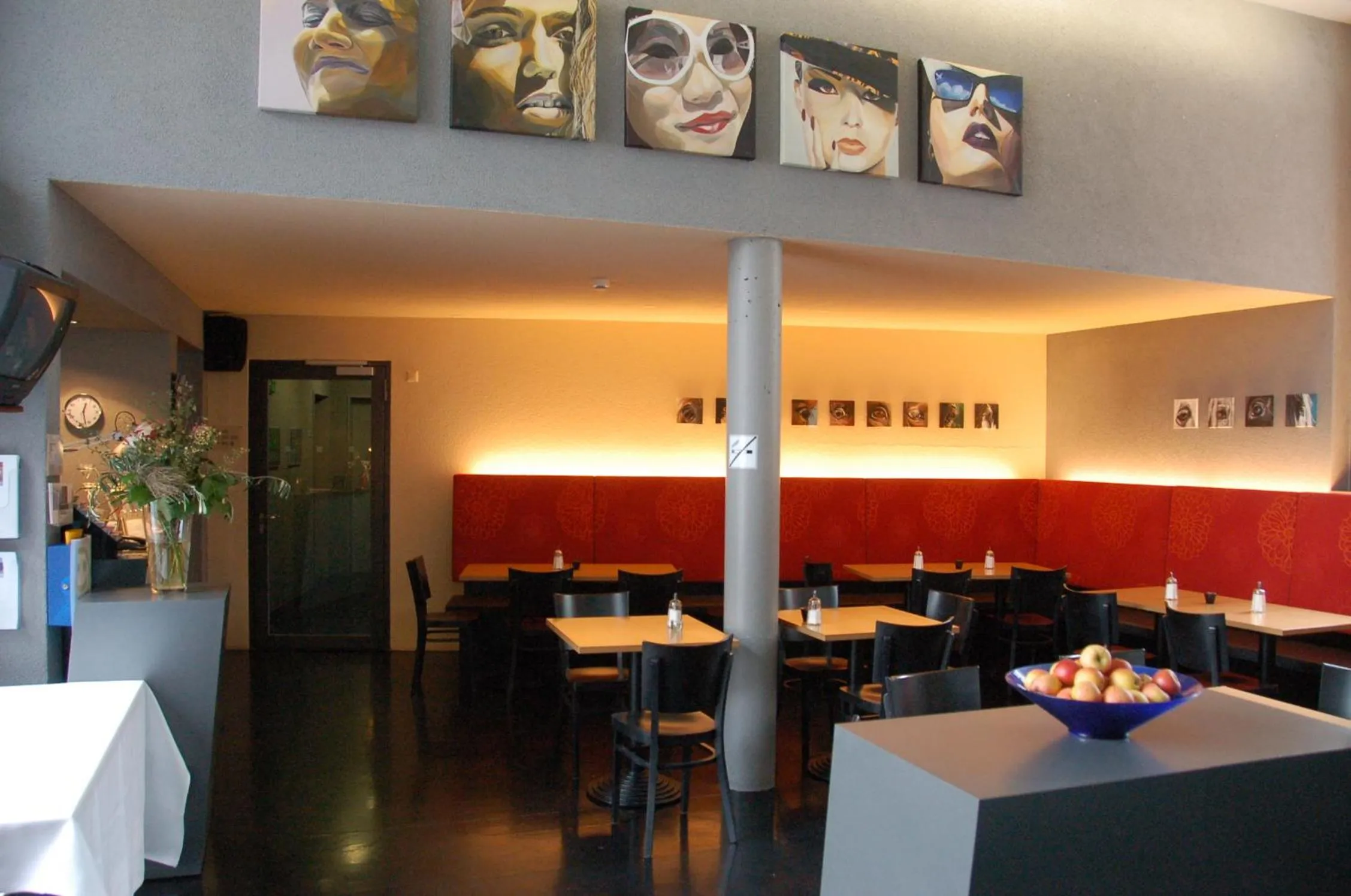 Lobby or reception in Seminar-Hotel Rigi am See