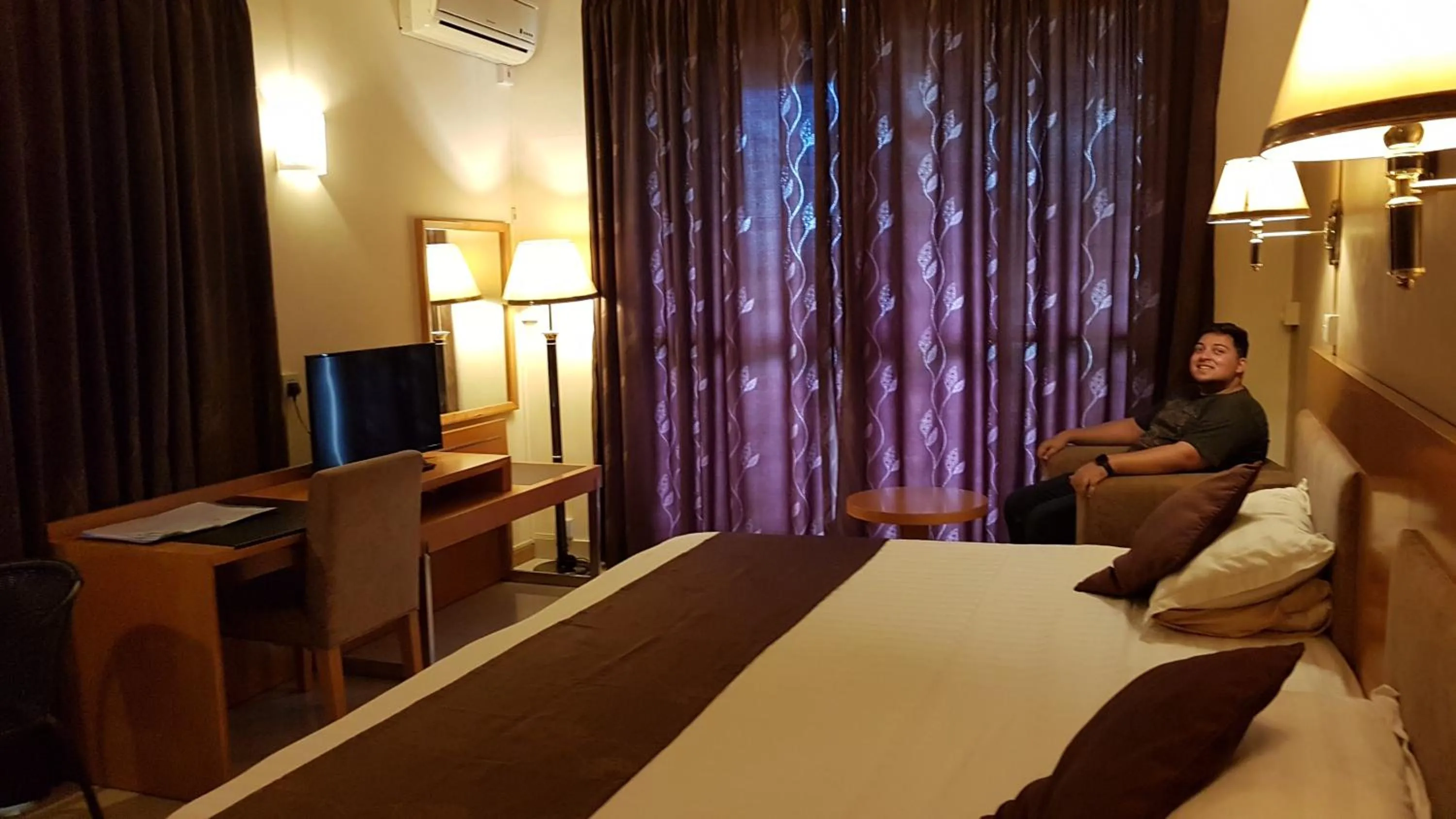 Bedroom, Bed in Monalysa St Honore Apartment & Studios Grand Bay