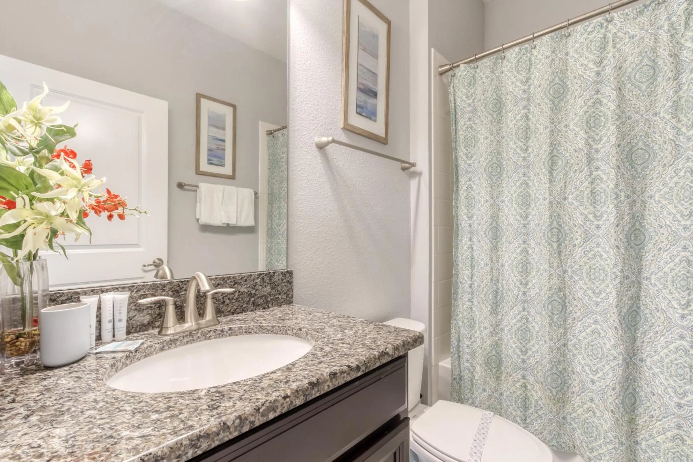 Shower in Champions Retreat