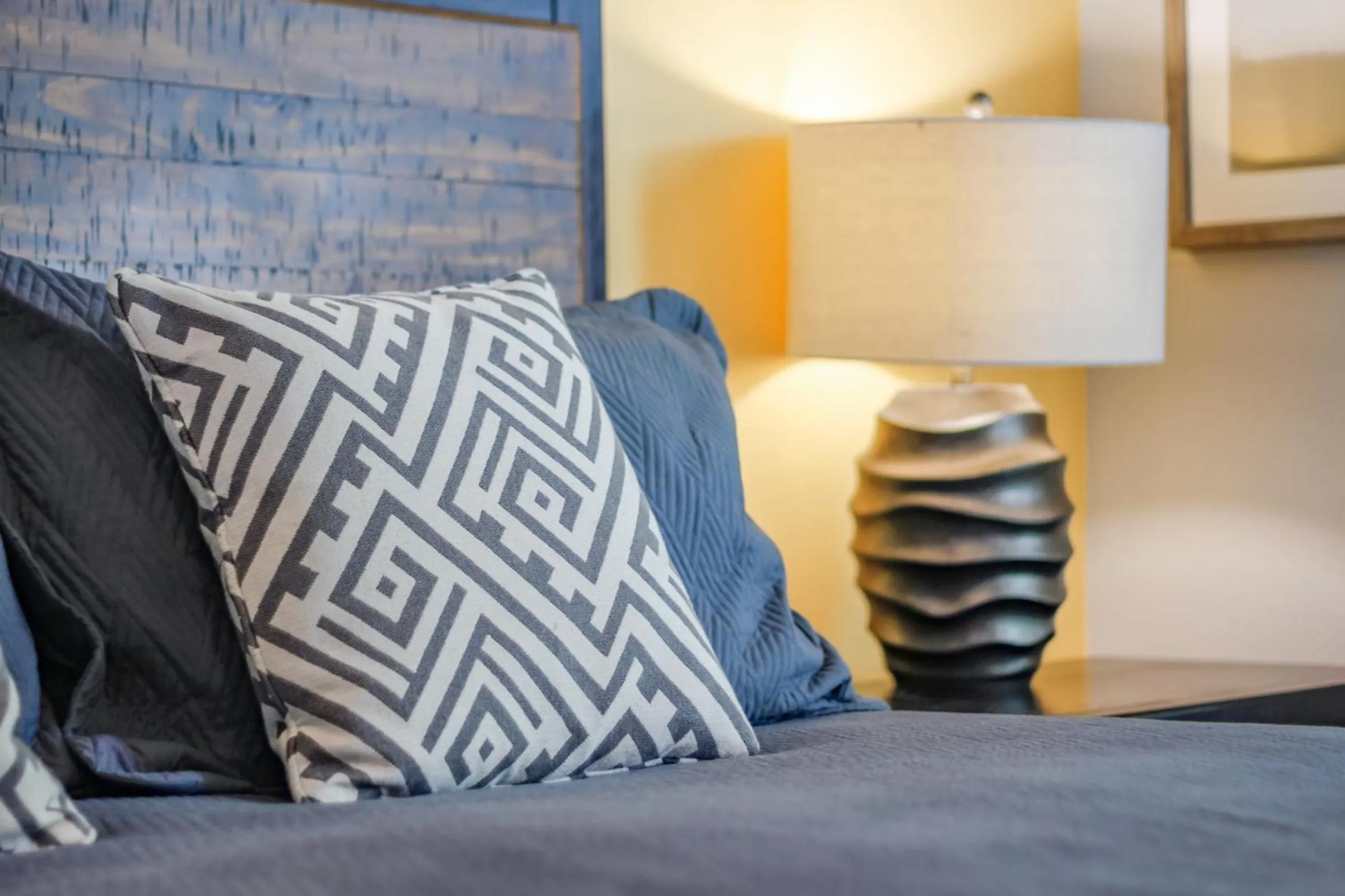 Decorative detail, Bed in Champions Retreat