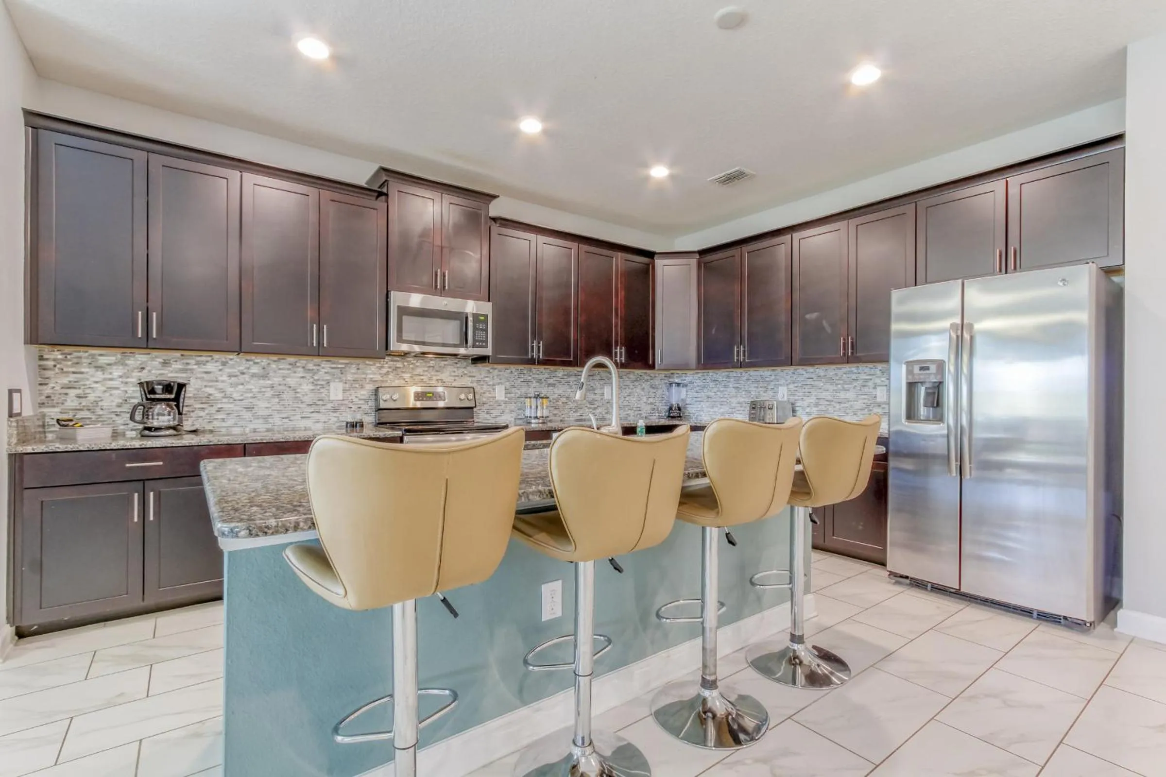 Seating area in Champions Retreat