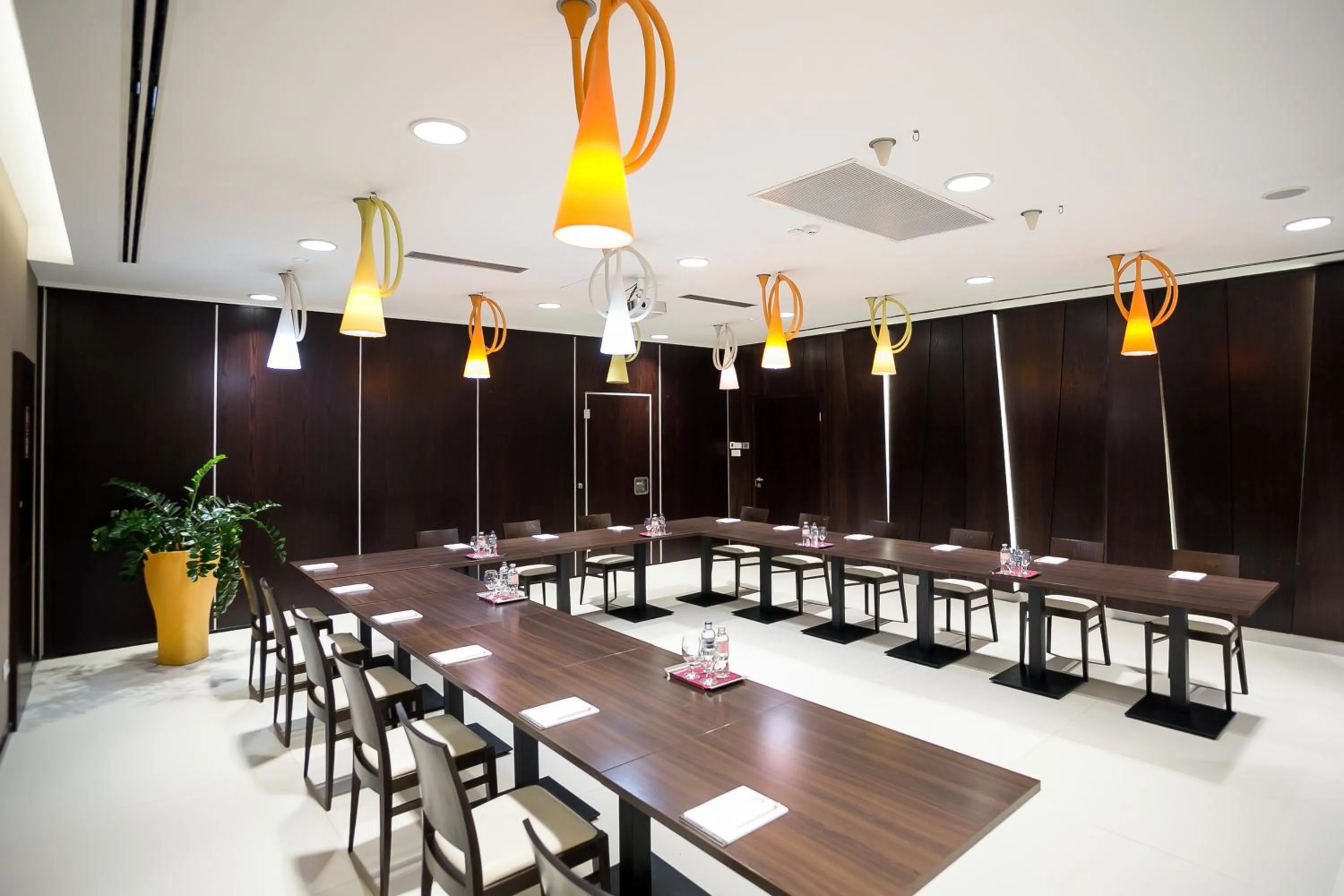 Business facilities in Art Hotel Szeged