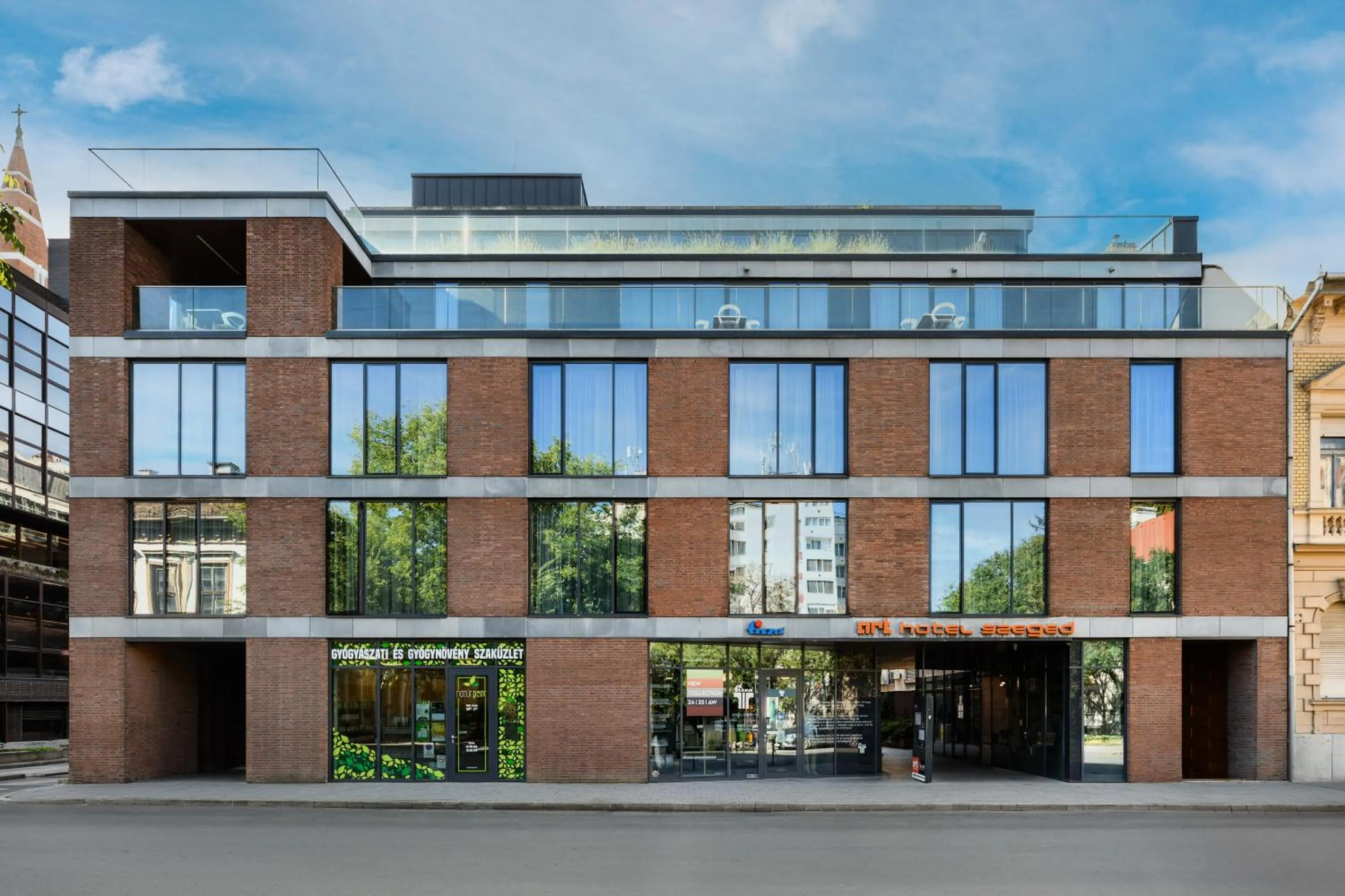 Area and facilities in Art Hotel Szeged