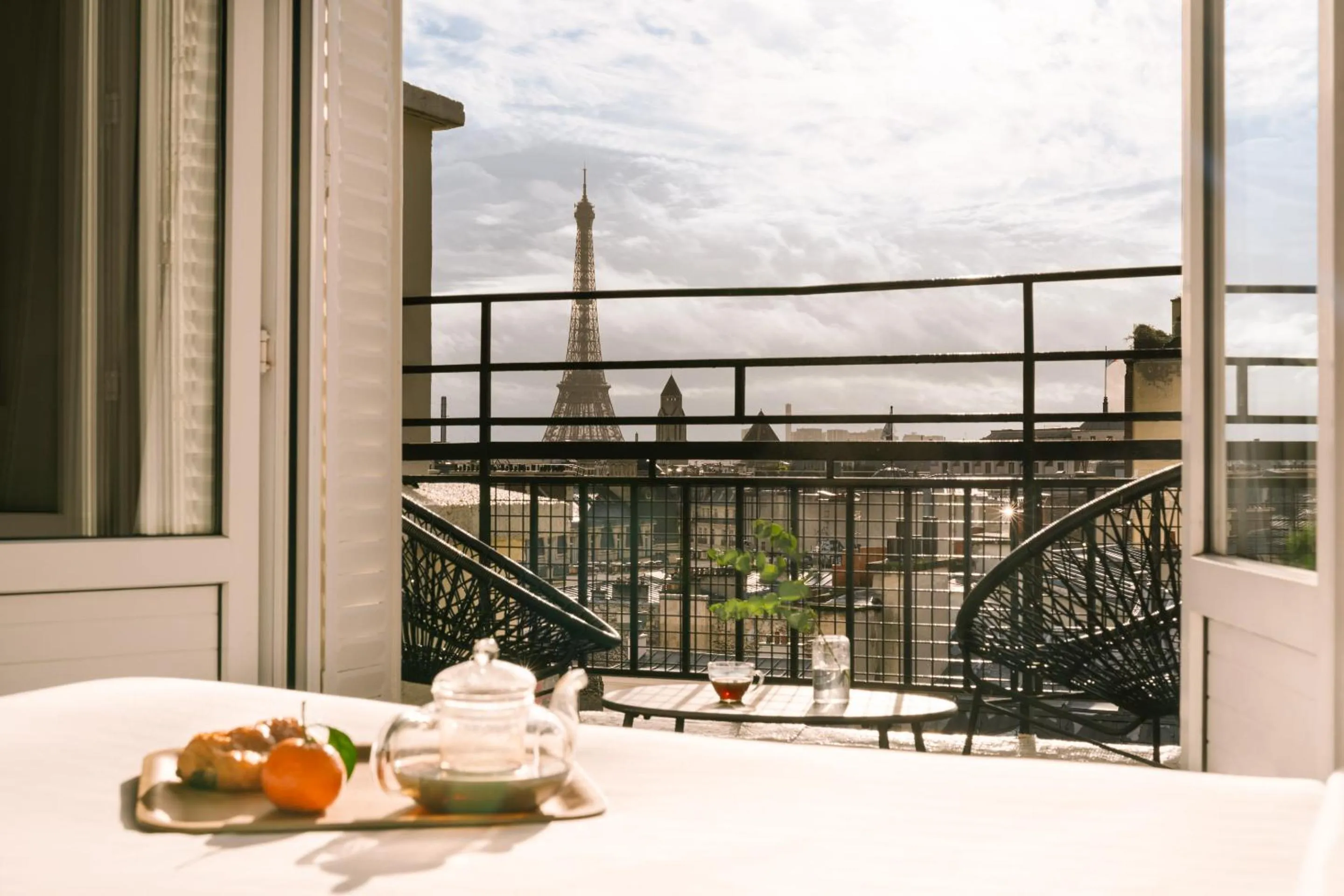 Day in Hôtel Atala Champs Elysees