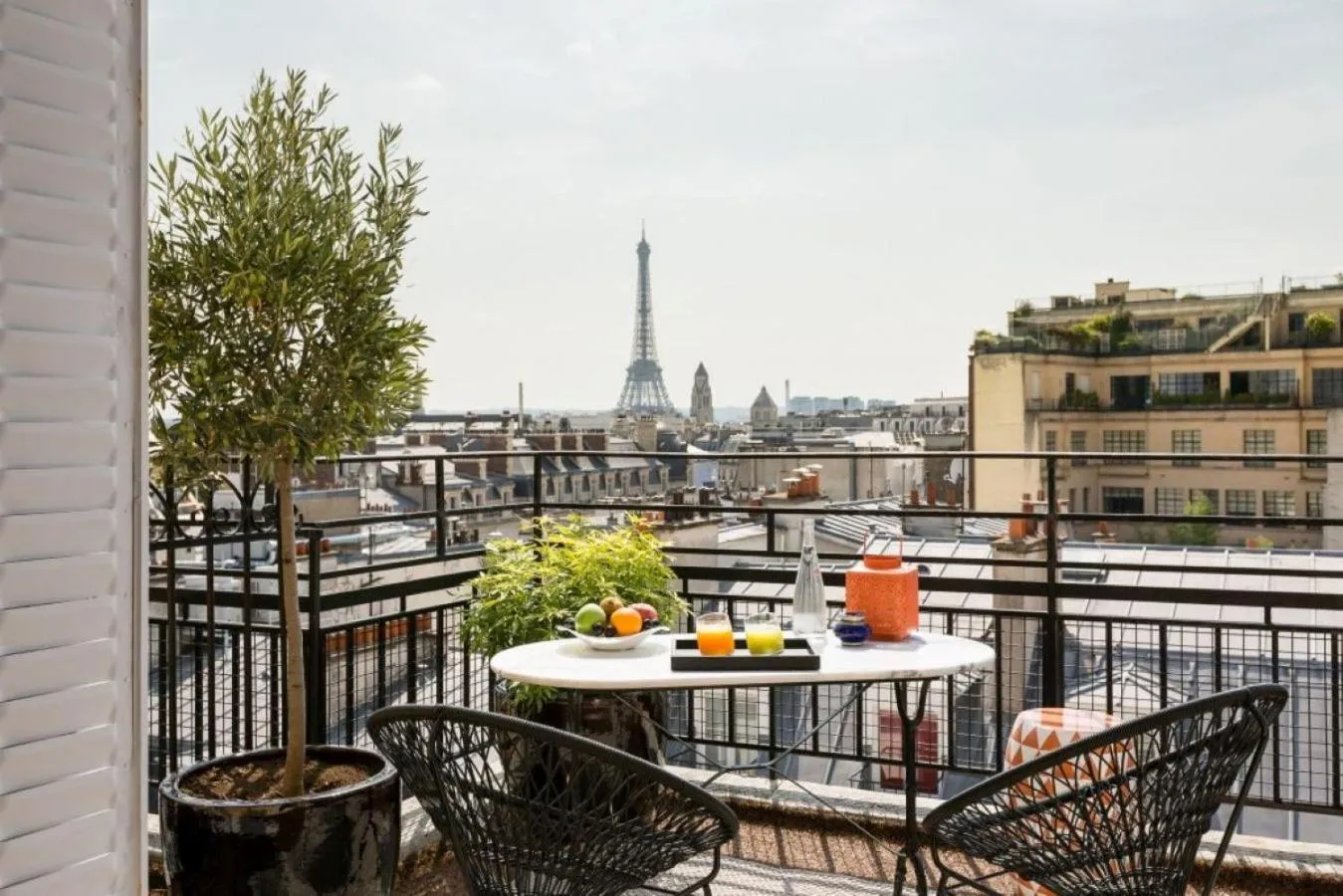 Nearby landmark in Hôtel Atala Champs Elysees