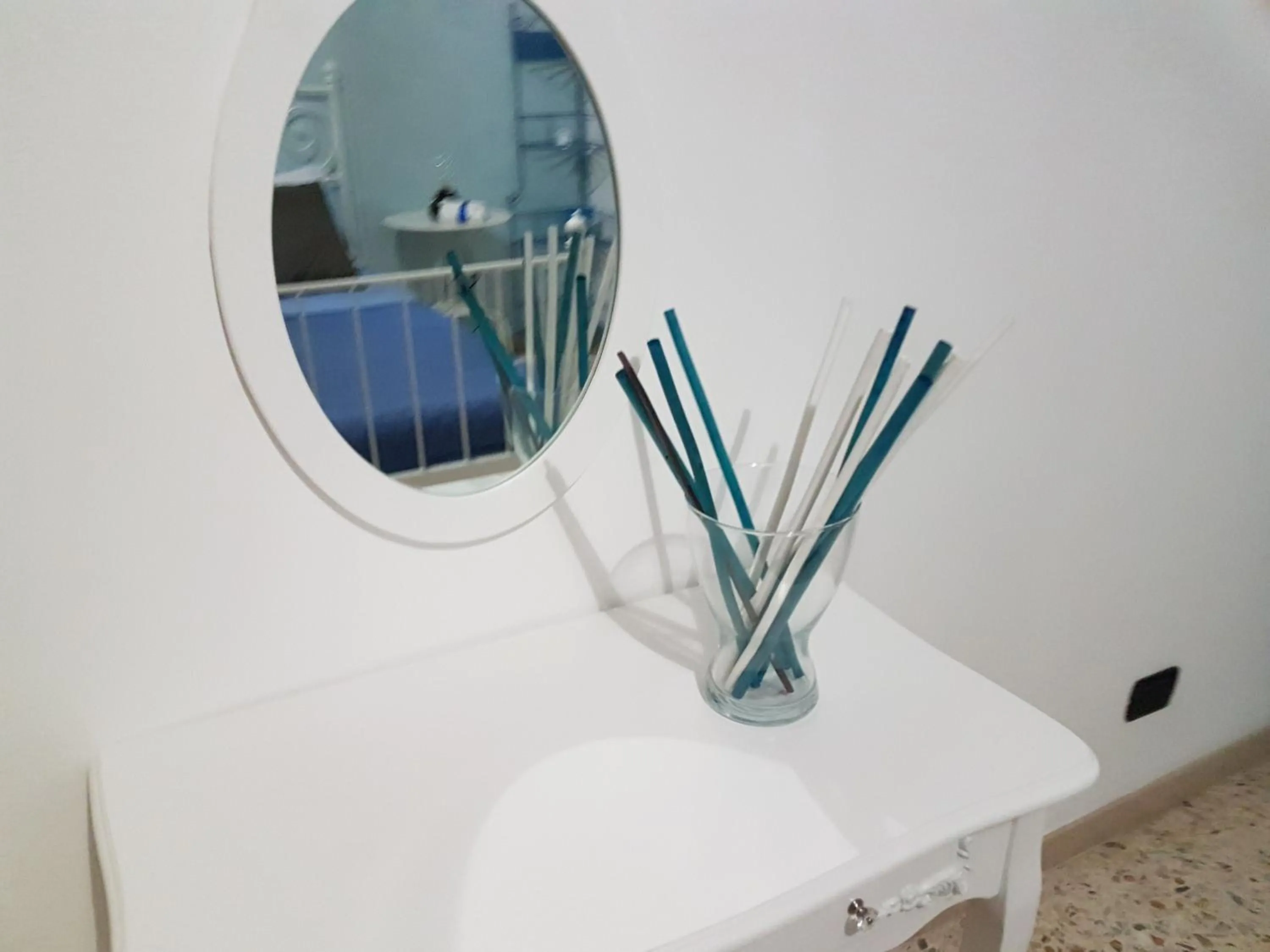 Decorative detail in GALLERY ART - Sea View