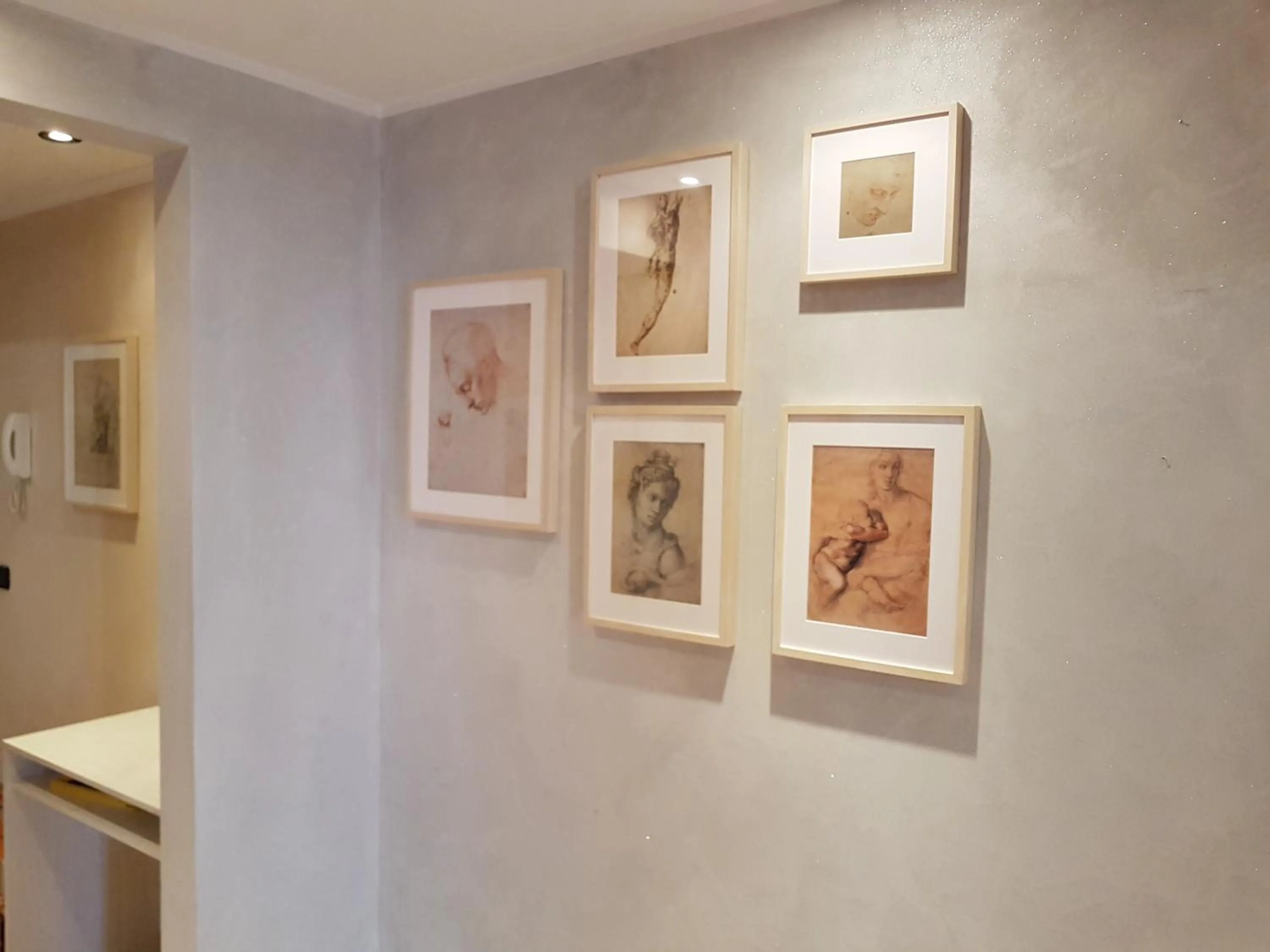 Decorative detail in GALLERY ART - Sea View