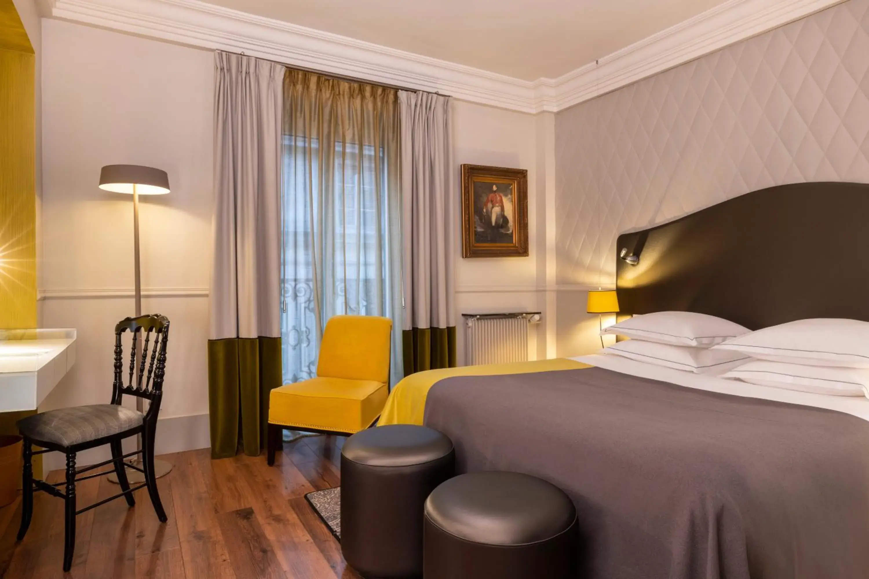 Classic Room in Edouard 7 Paris Opéra Classic Room in Edouard 7 Paris Opéra