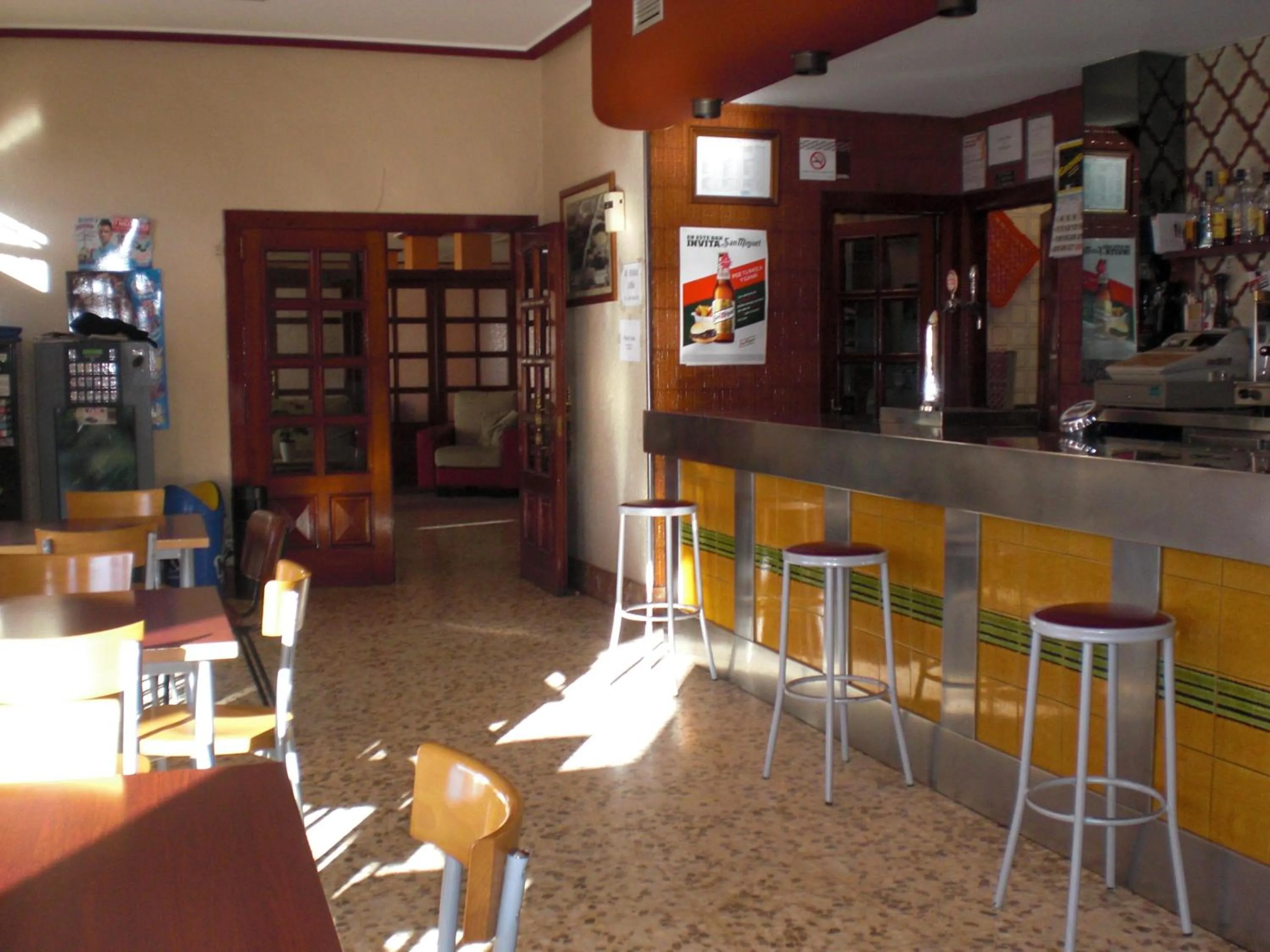 Lounge or bar in Hotel Balfagón