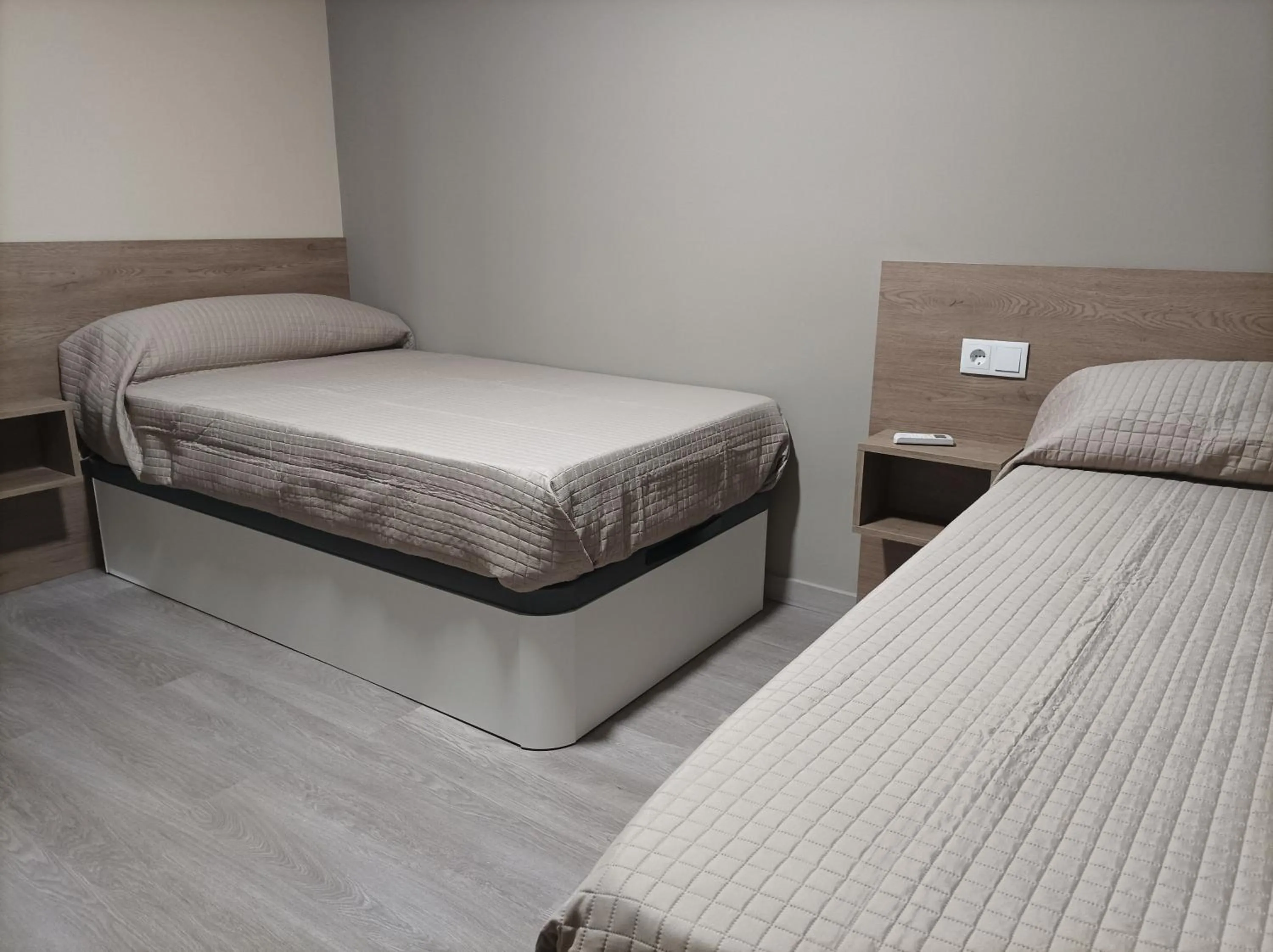 Bed in Hotel Balfagón