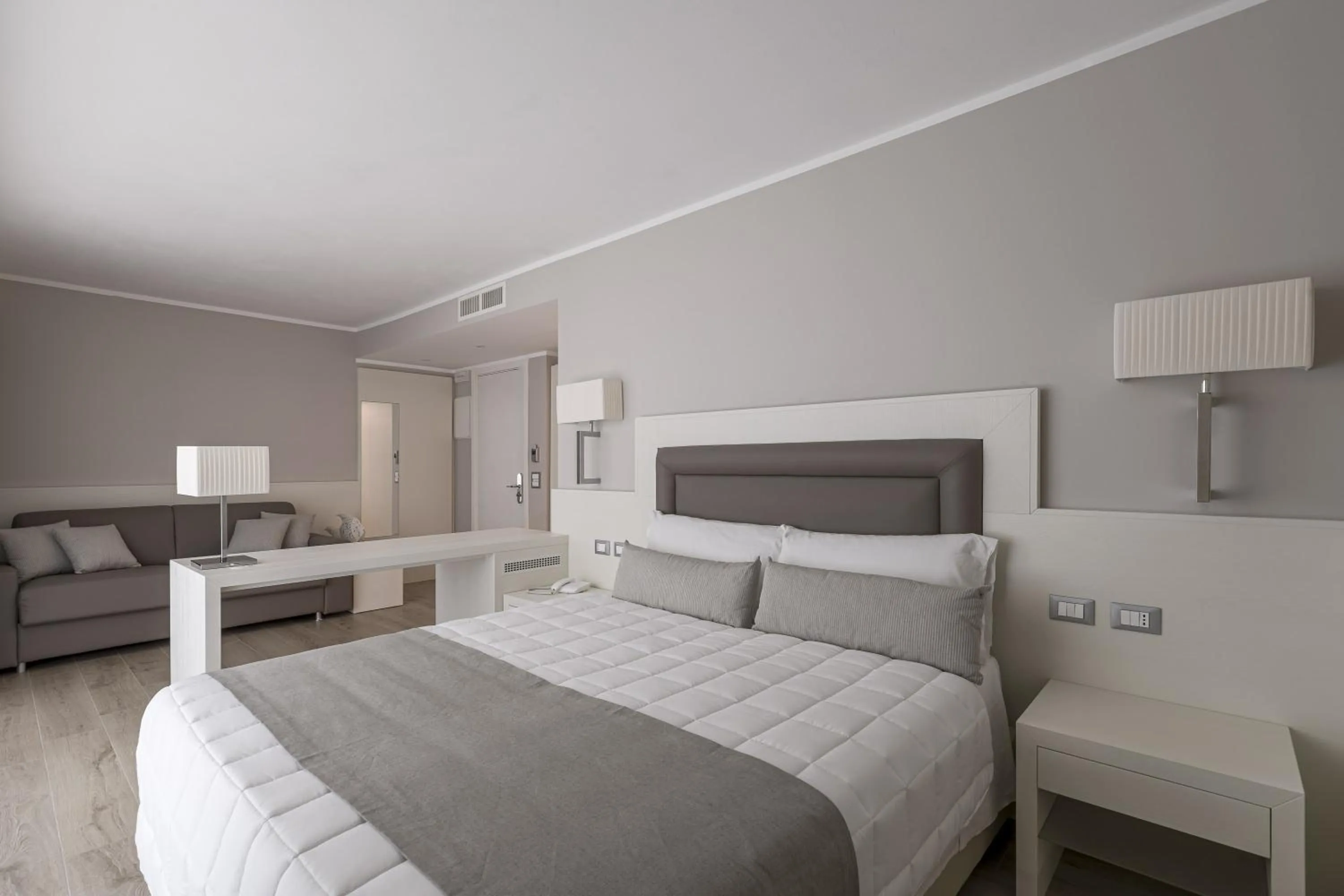 Bedroom in Hotel Vittoria