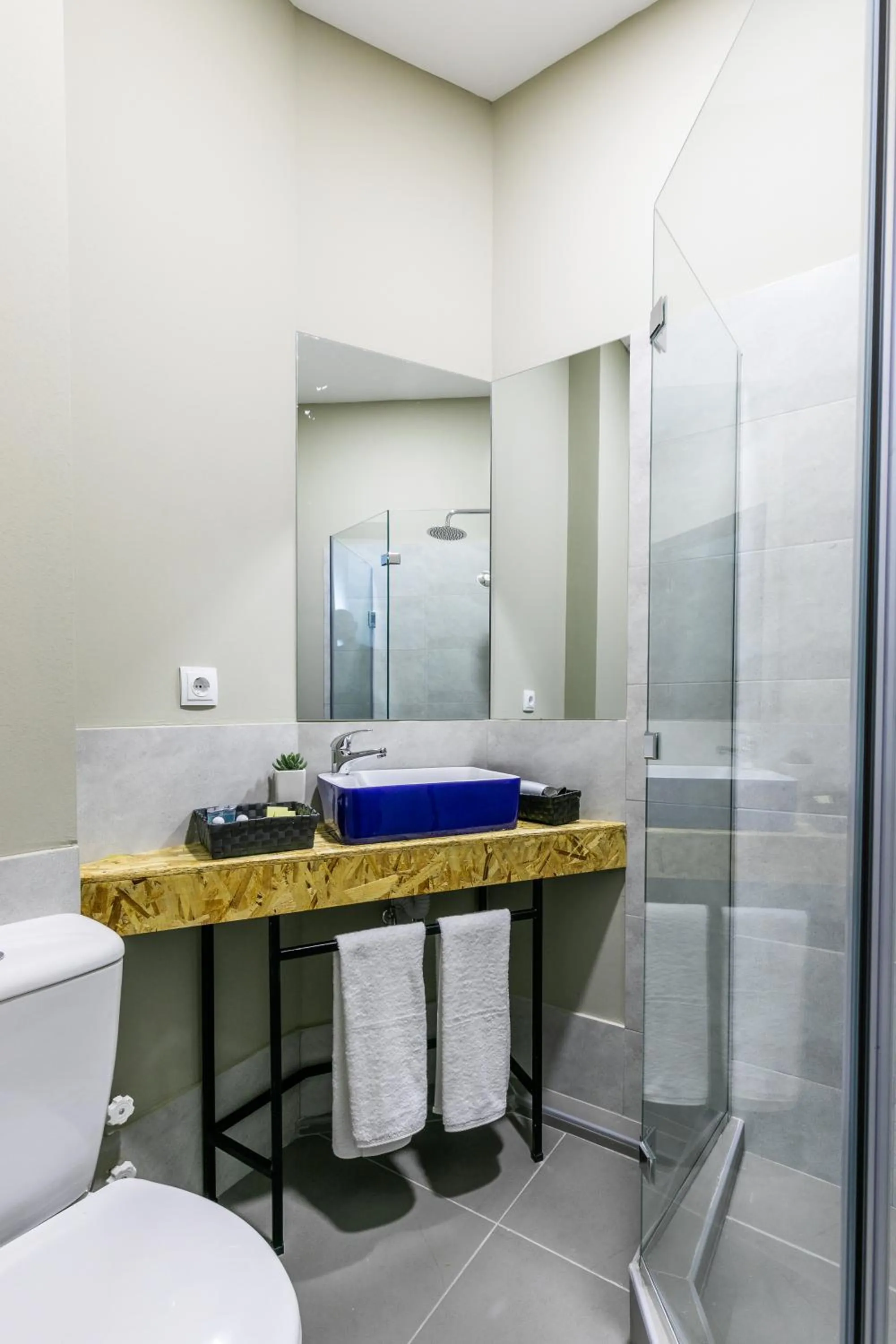 Shower in Boutique Hotel MOJO