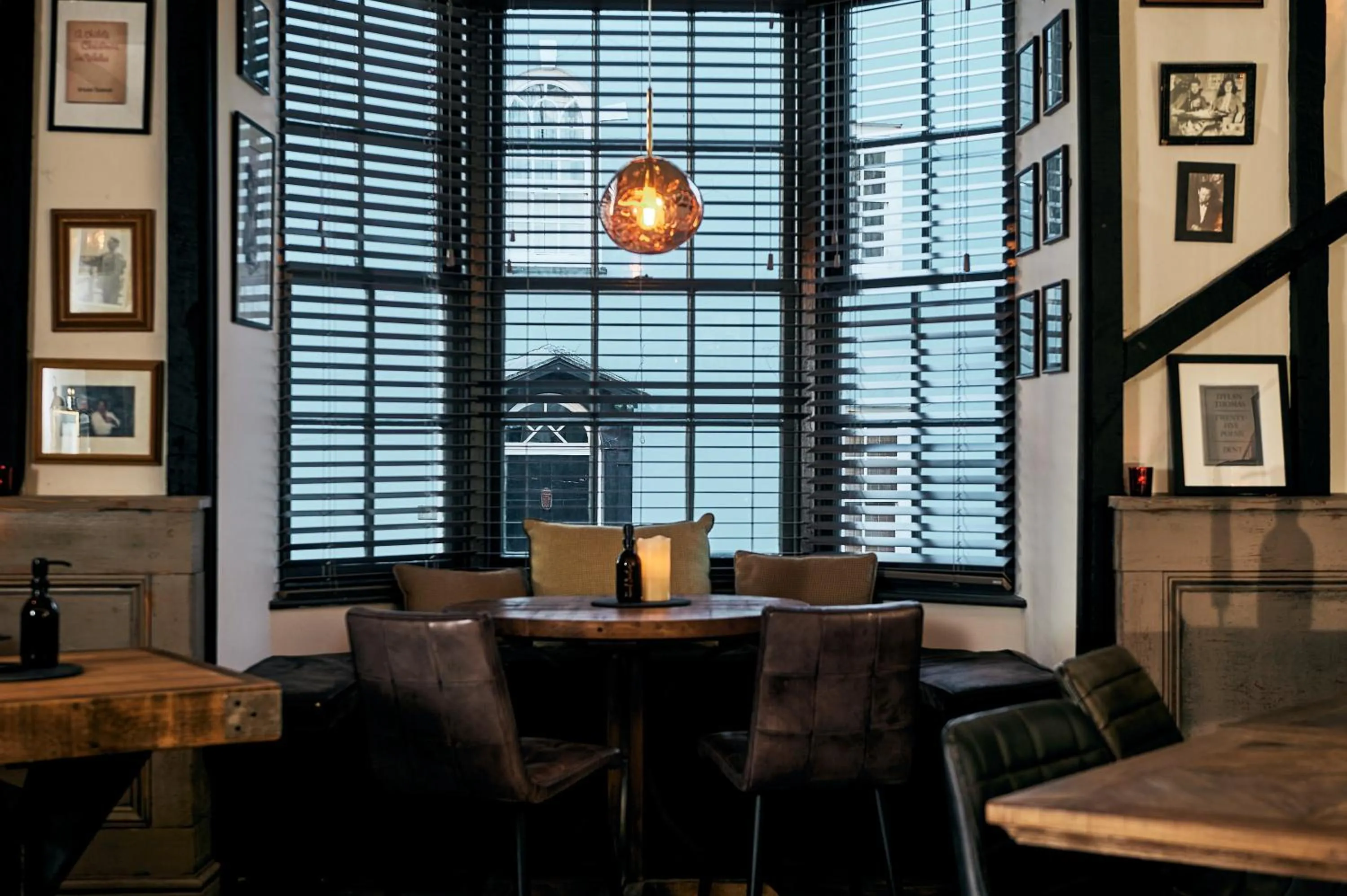 Lounge or bar in The Brown's Hotel