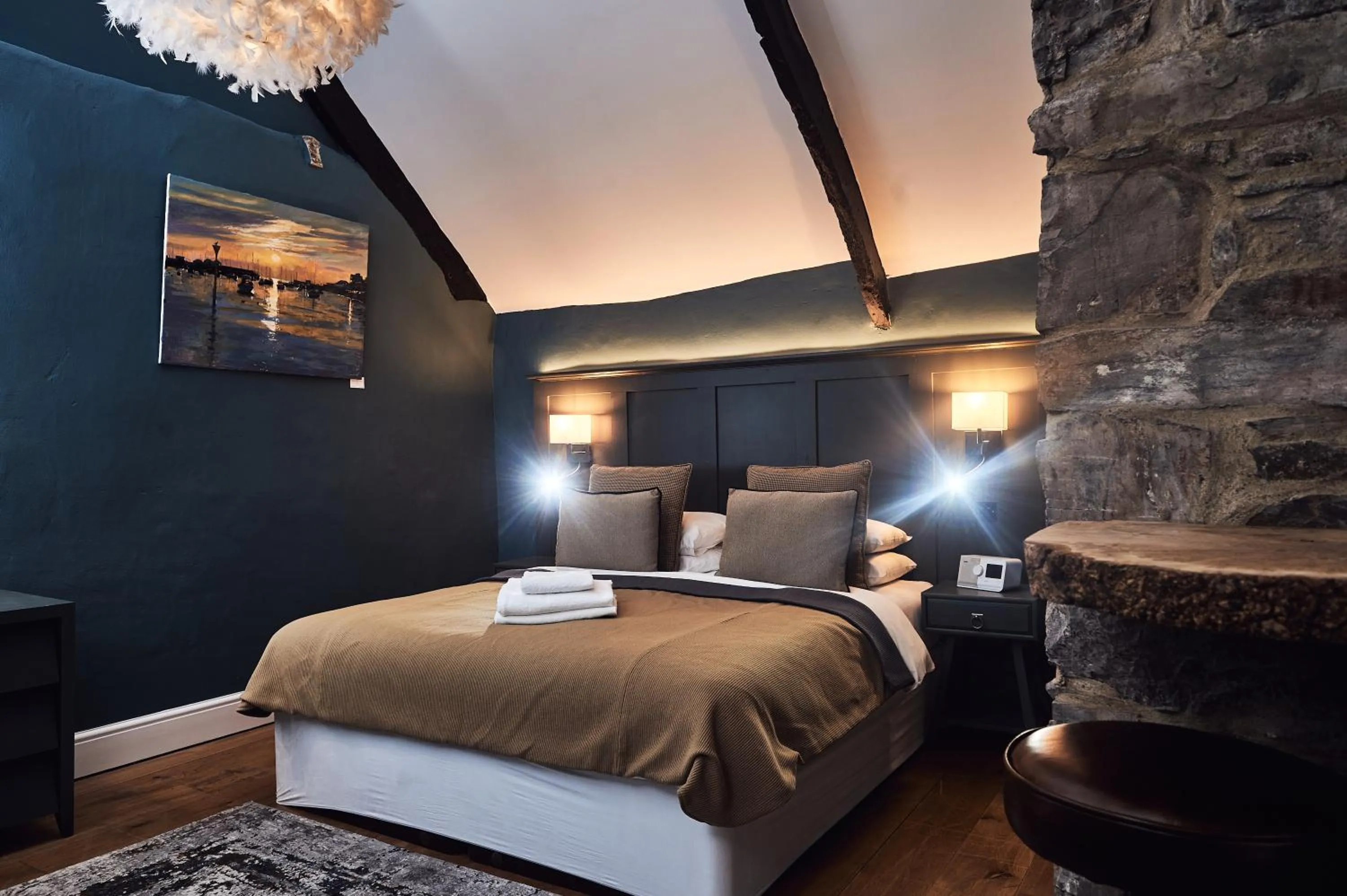 Bedroom, Bed in The Brown's Hotel