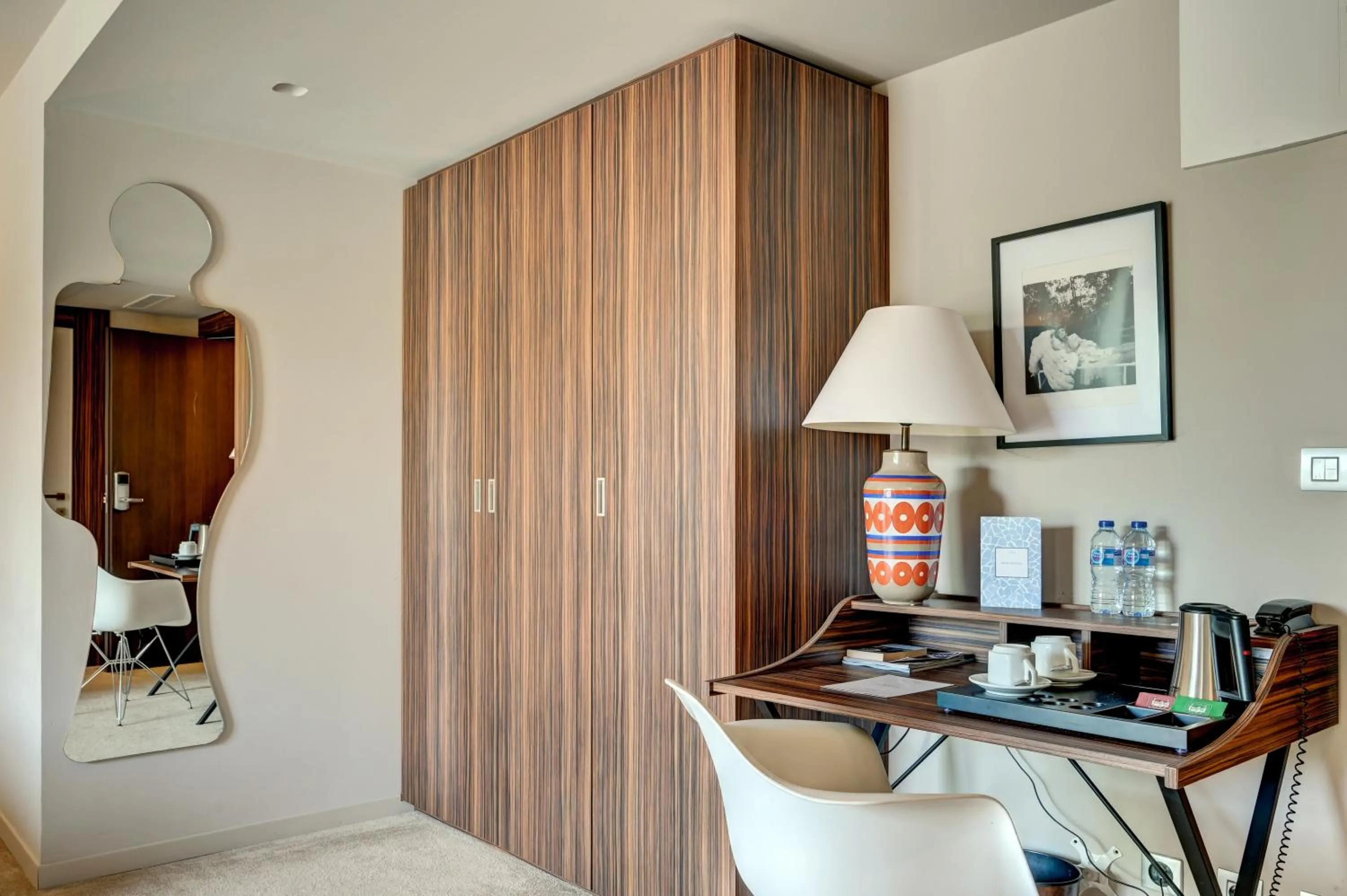 Decorative detail in Juliana Hotel Cannes