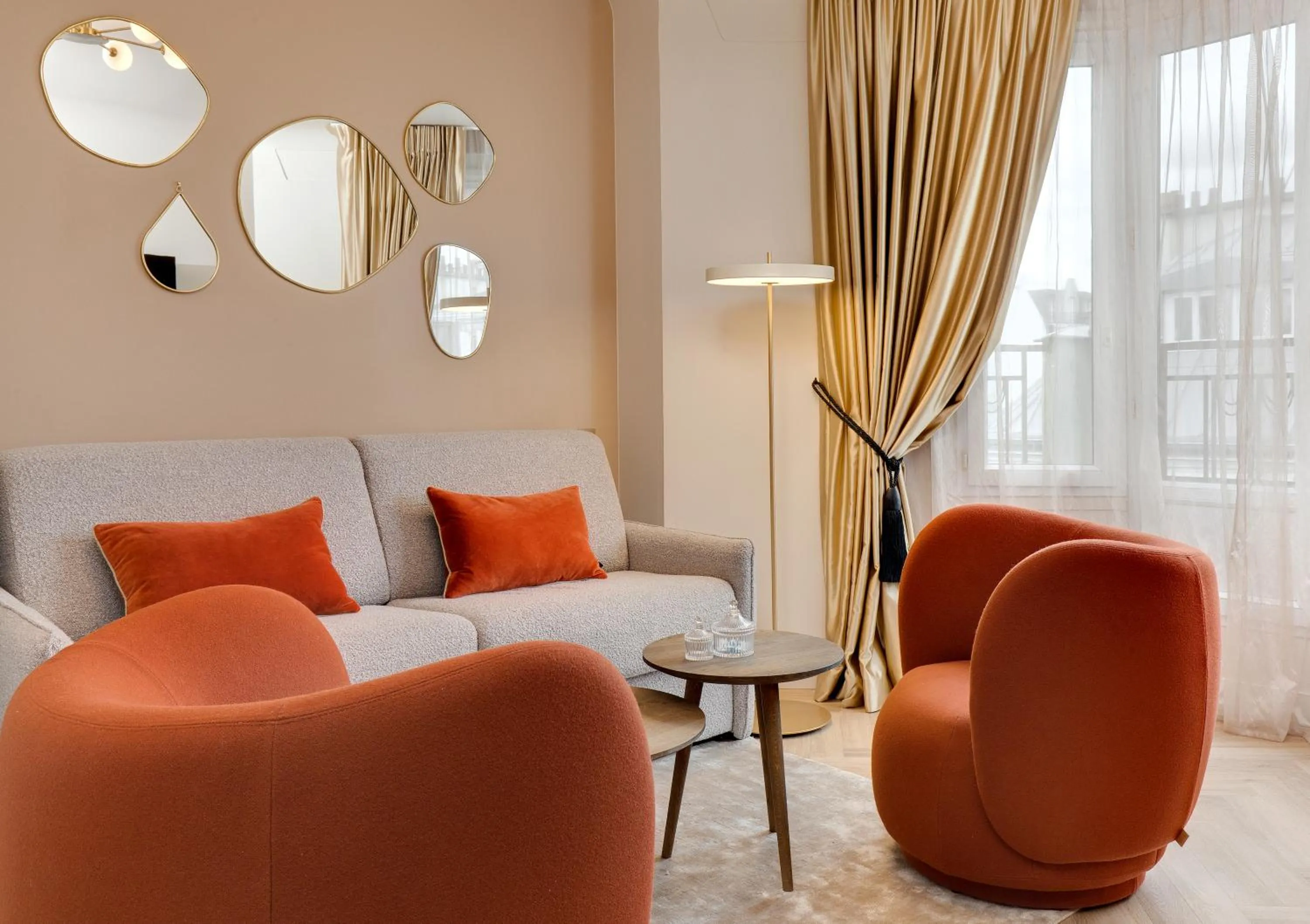 Seating area in Hôtel Artemisia Montmartre