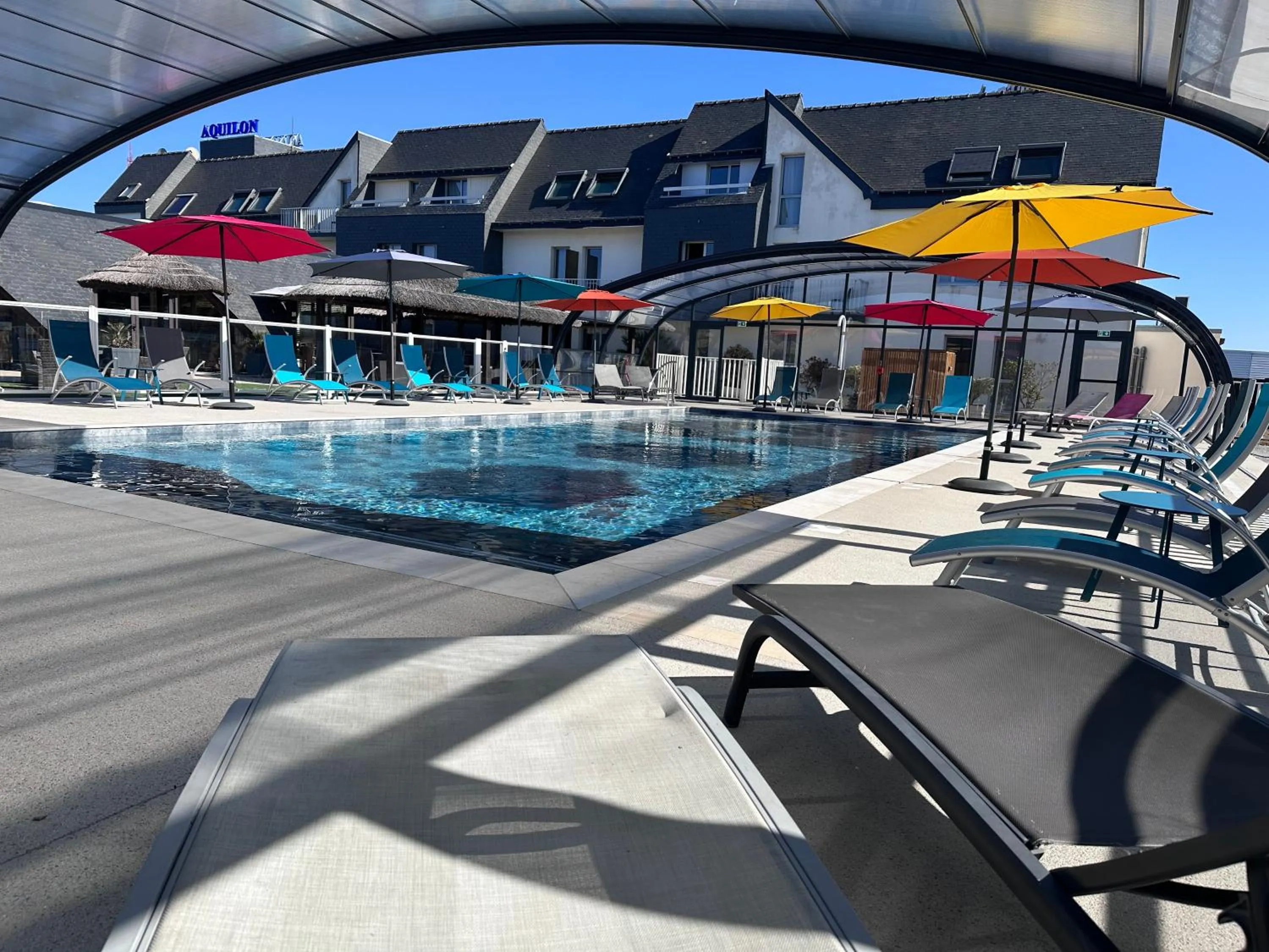 Swimming pool in The Originals Boutique, Hôtel Aquilon, Saint-Nazaire