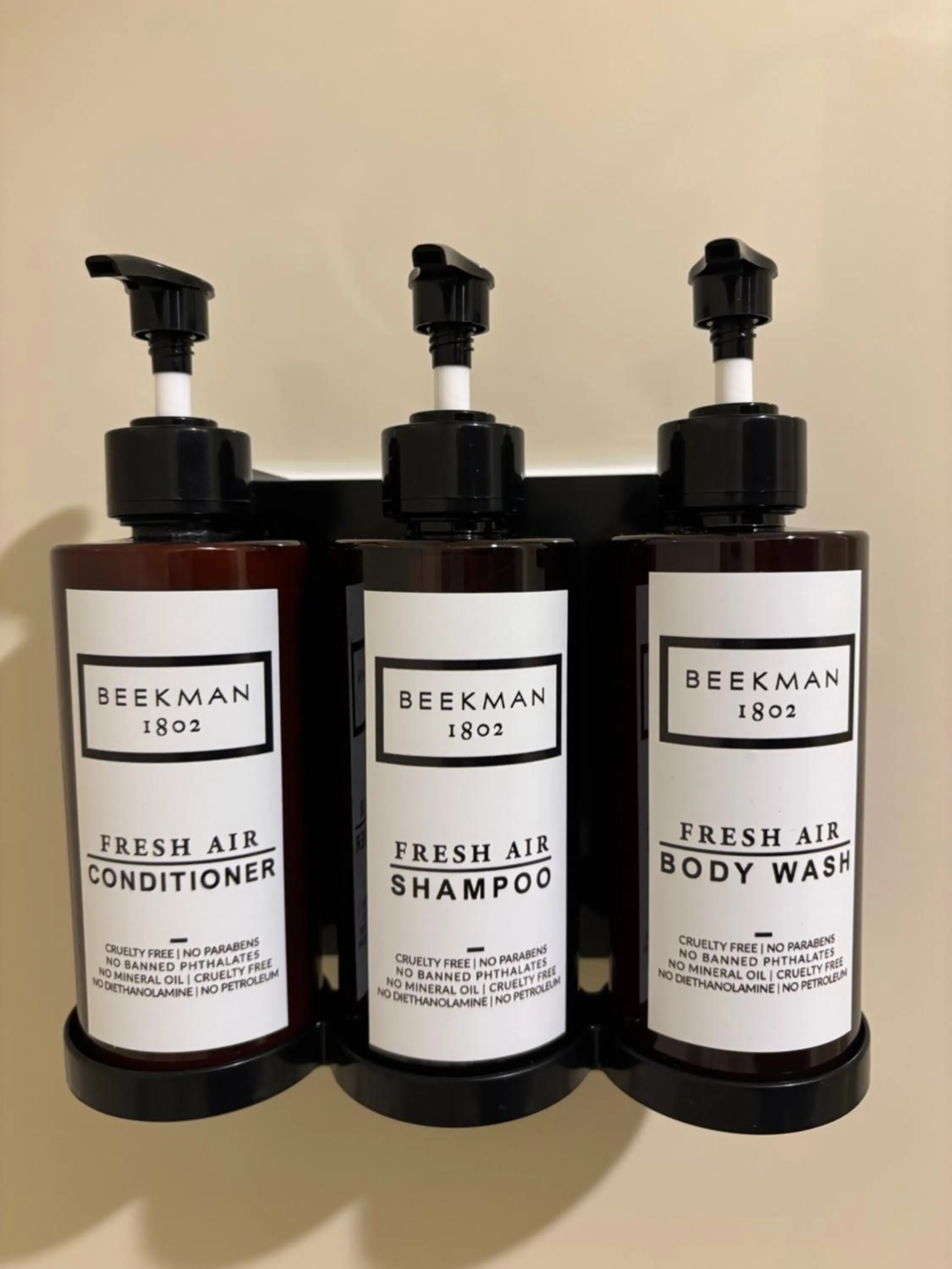 Bathroom in Western Traveller Motel